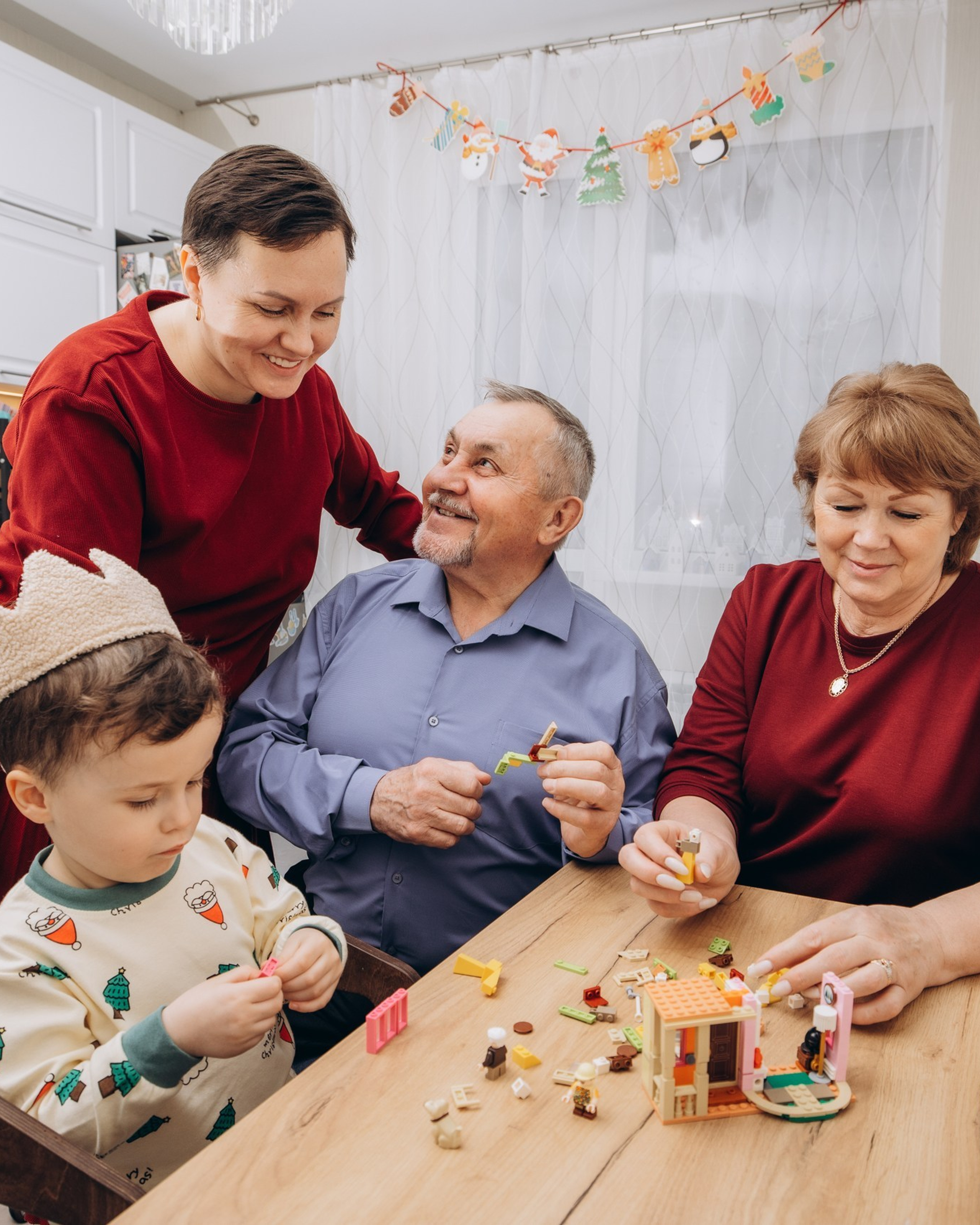 Пока все дома 🎄