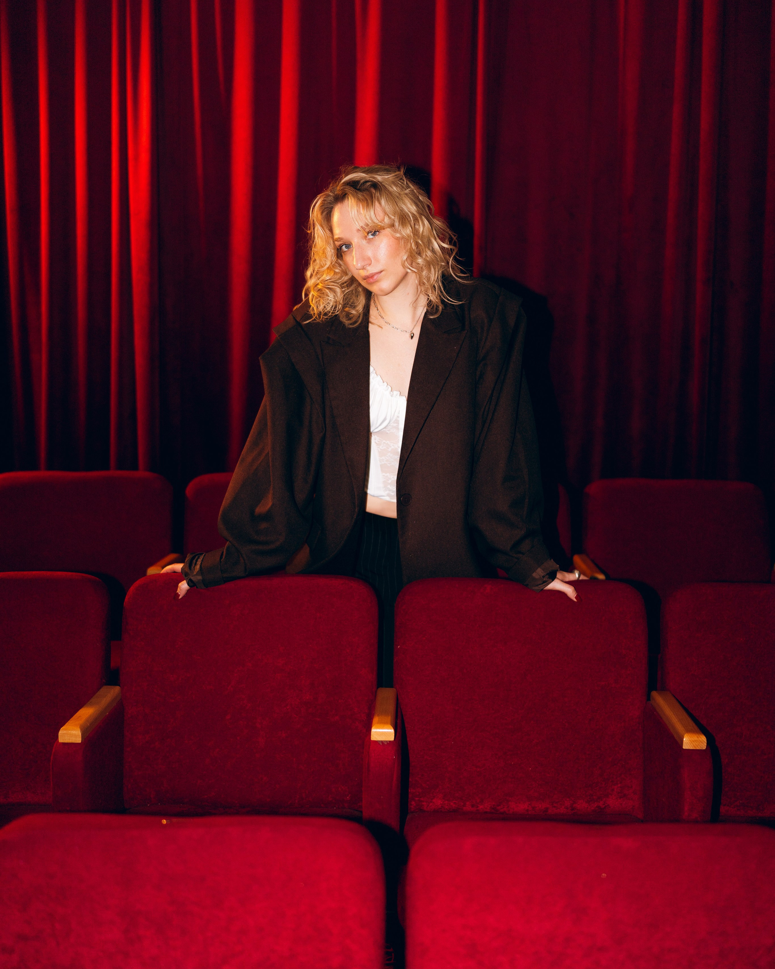 Софа в кино?