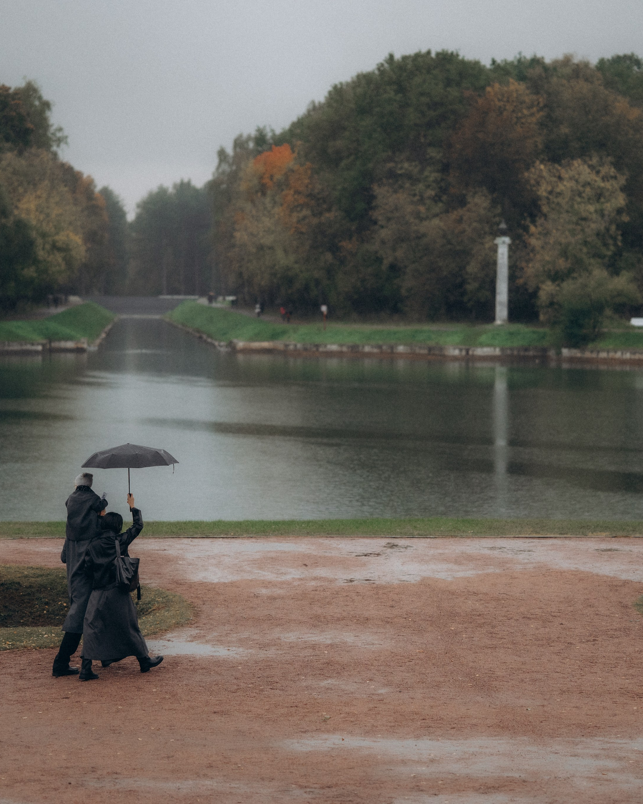 Семья на&nbsp;прогулке