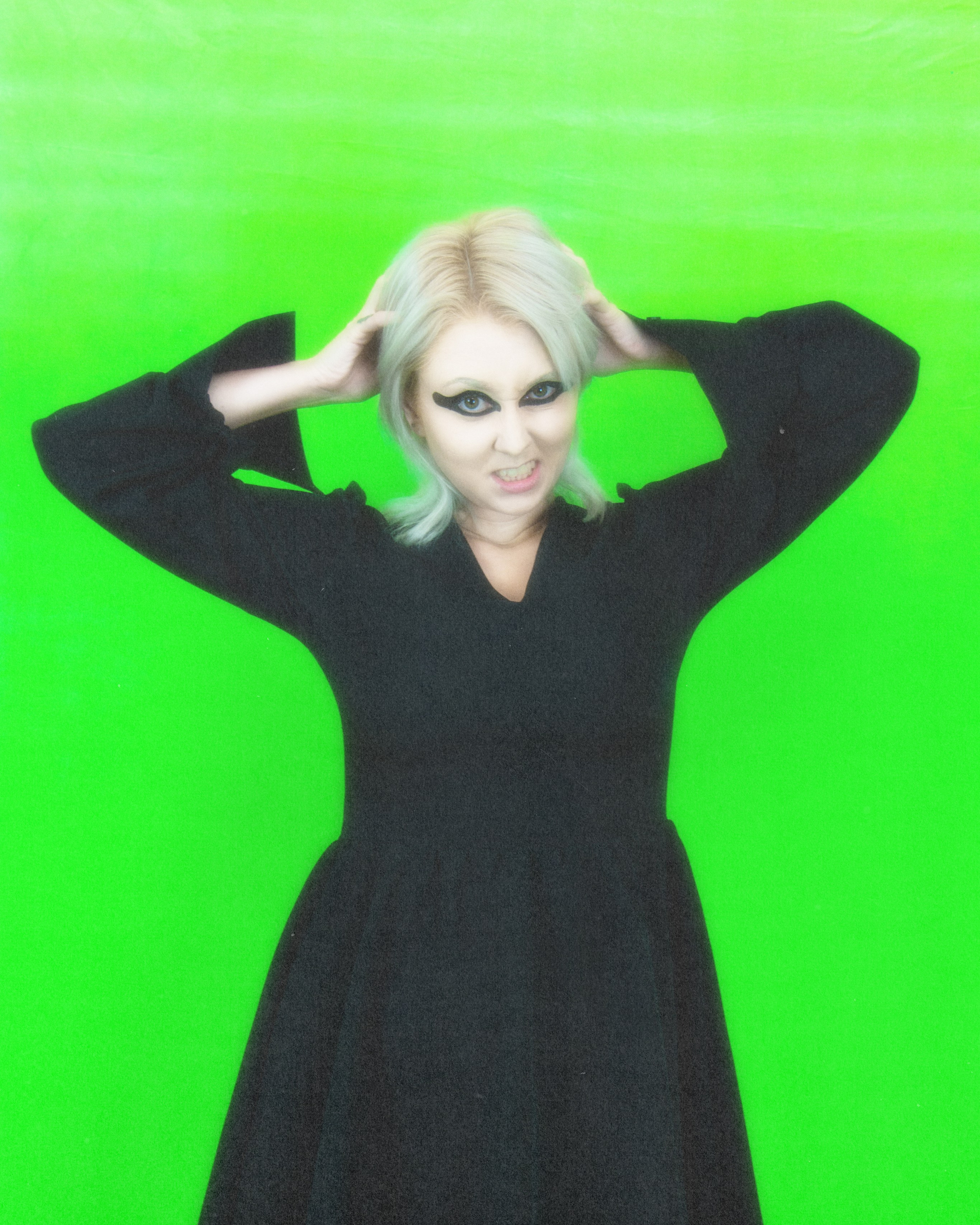 AGGRESSIVE ACIDIC INNER WORLD