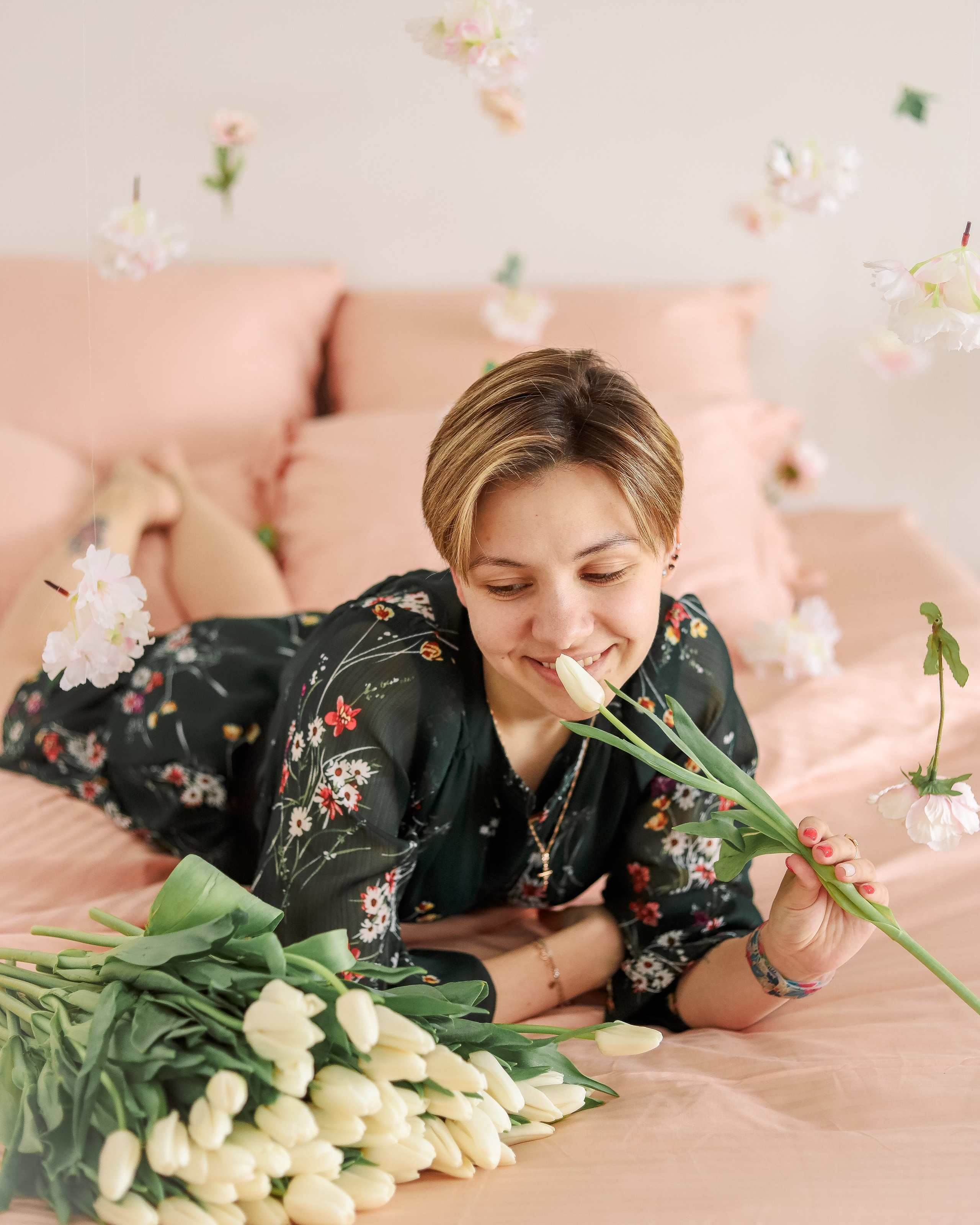 Ваня и Маруся — живые цветы + кролик