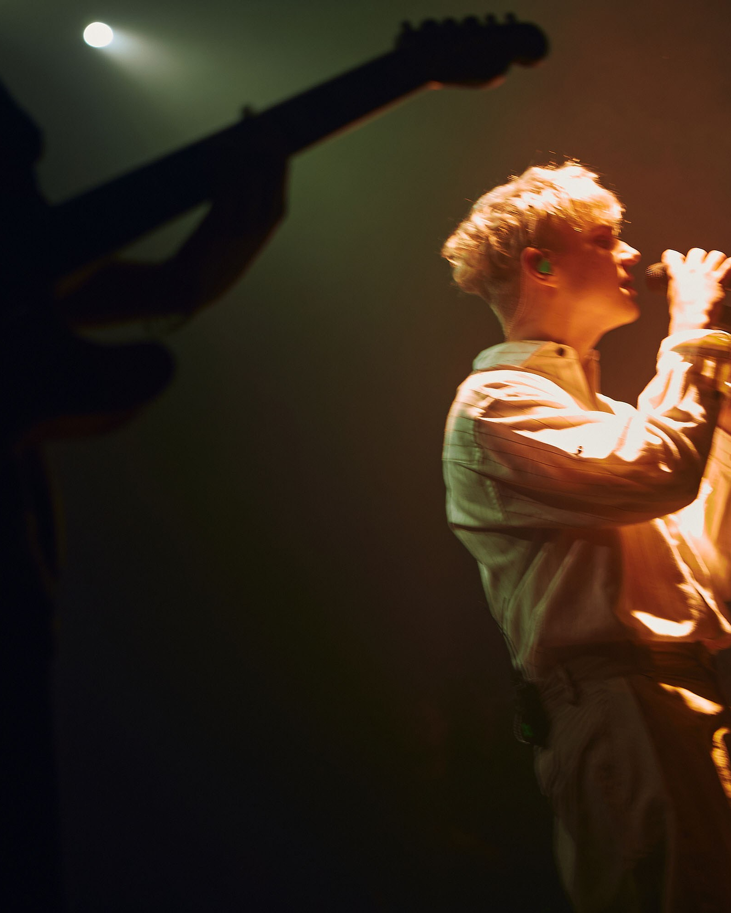 Ваня Дмитриенко «НА ОДНОЙ ОРБИТЕ ТУР»