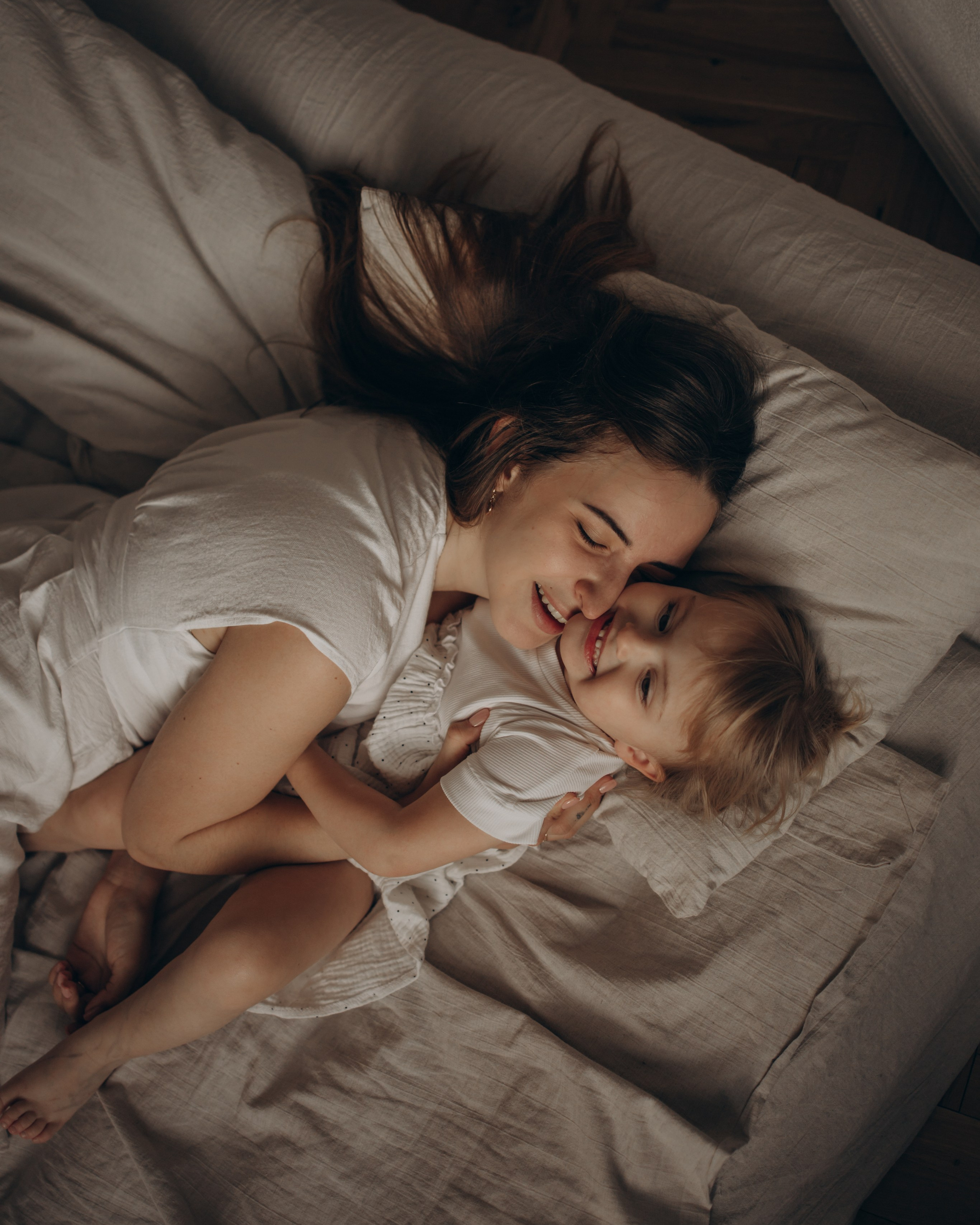 Оля и Полина