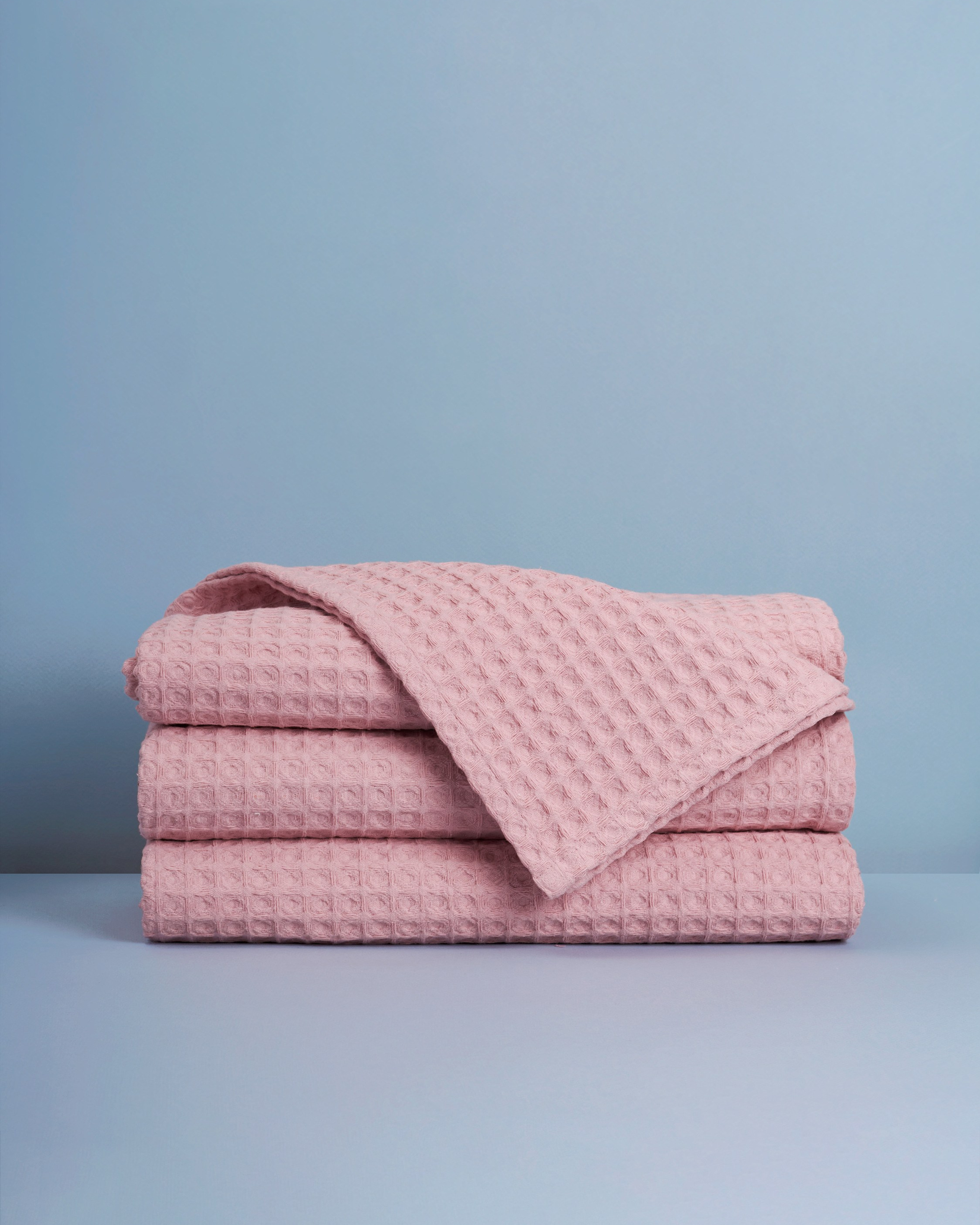 Hedonism — бренд товаров для дома