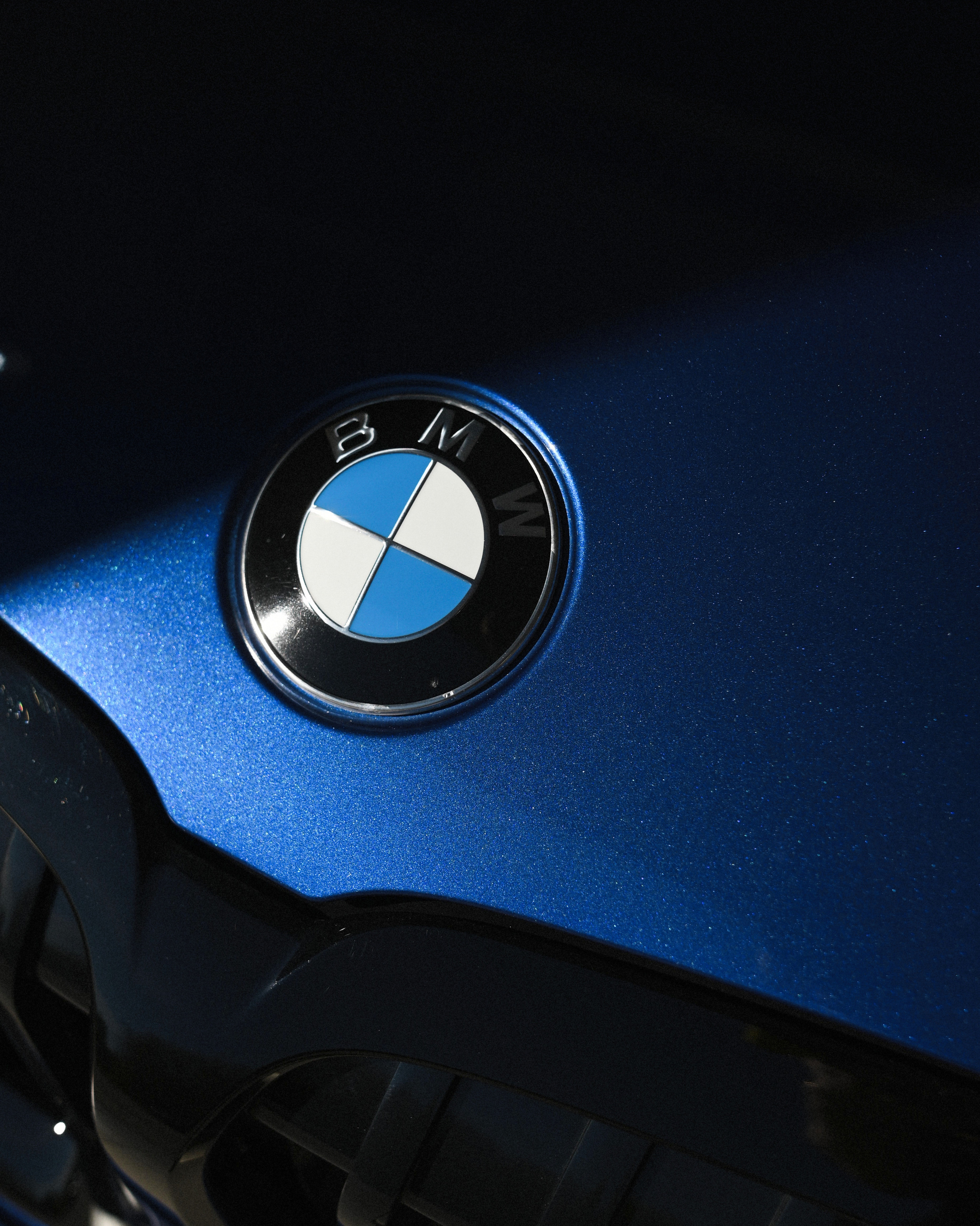 Автомобили