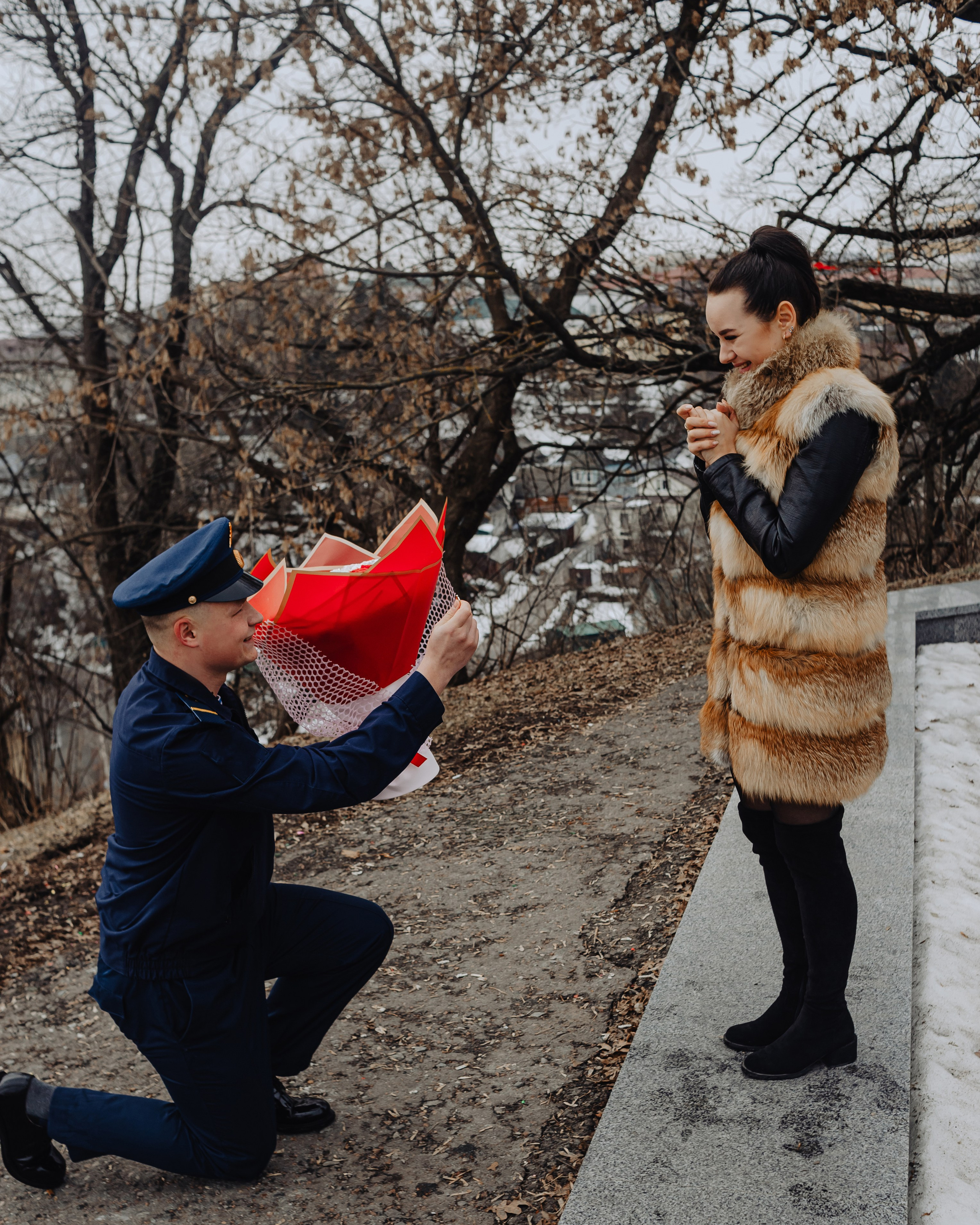 Предложение руки