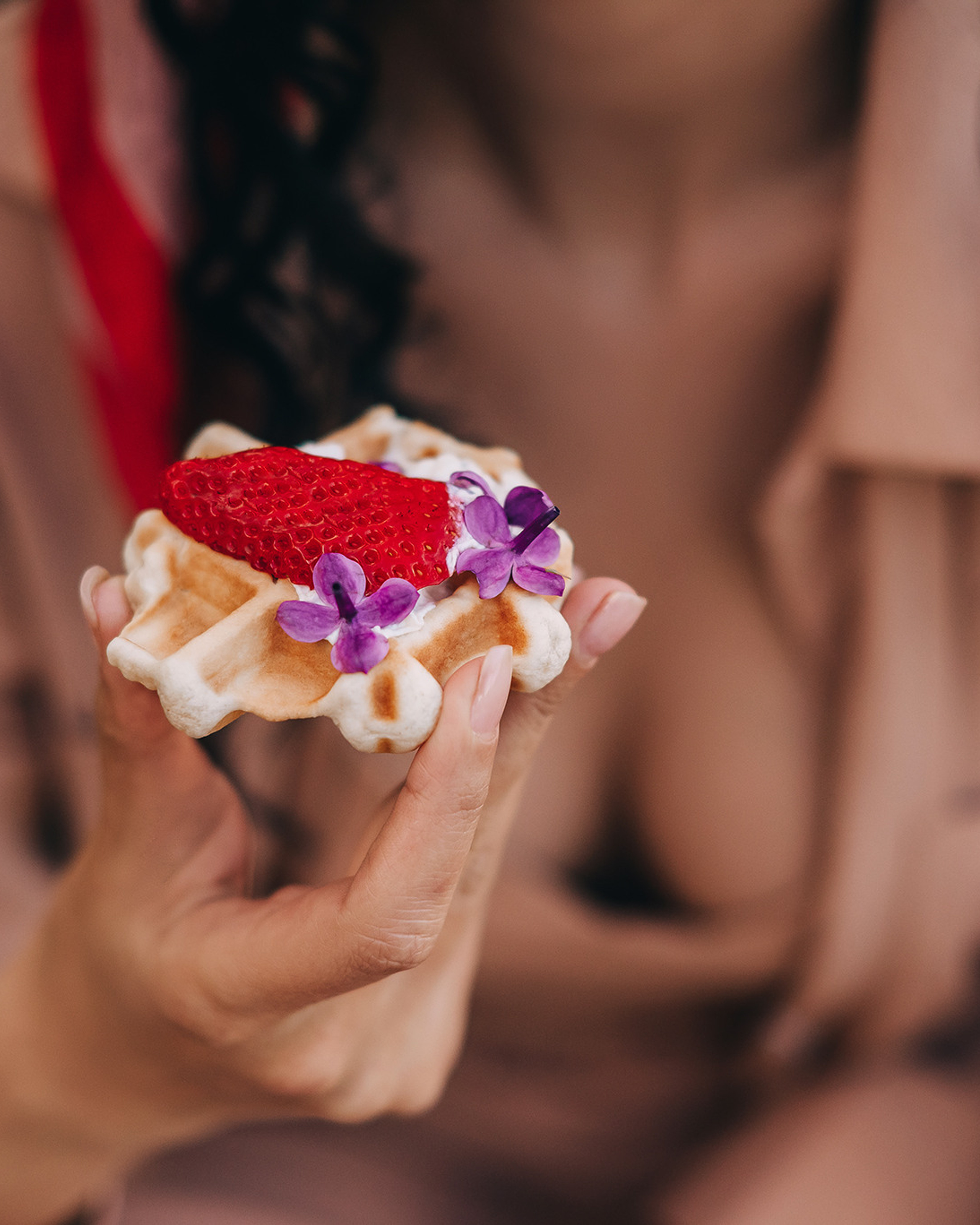 Завтрак в саду