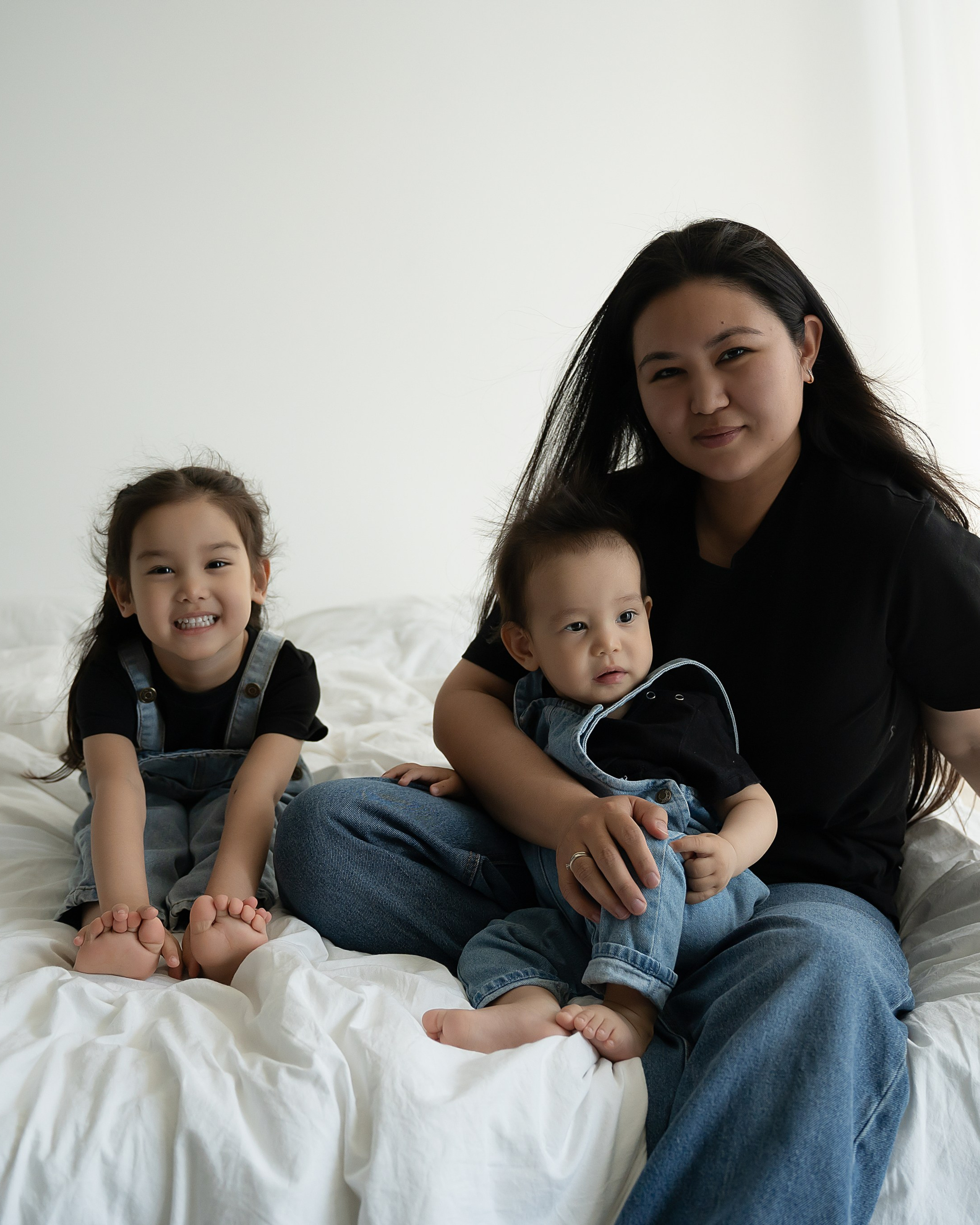 Семейная фотосессия в&nbsp;студии