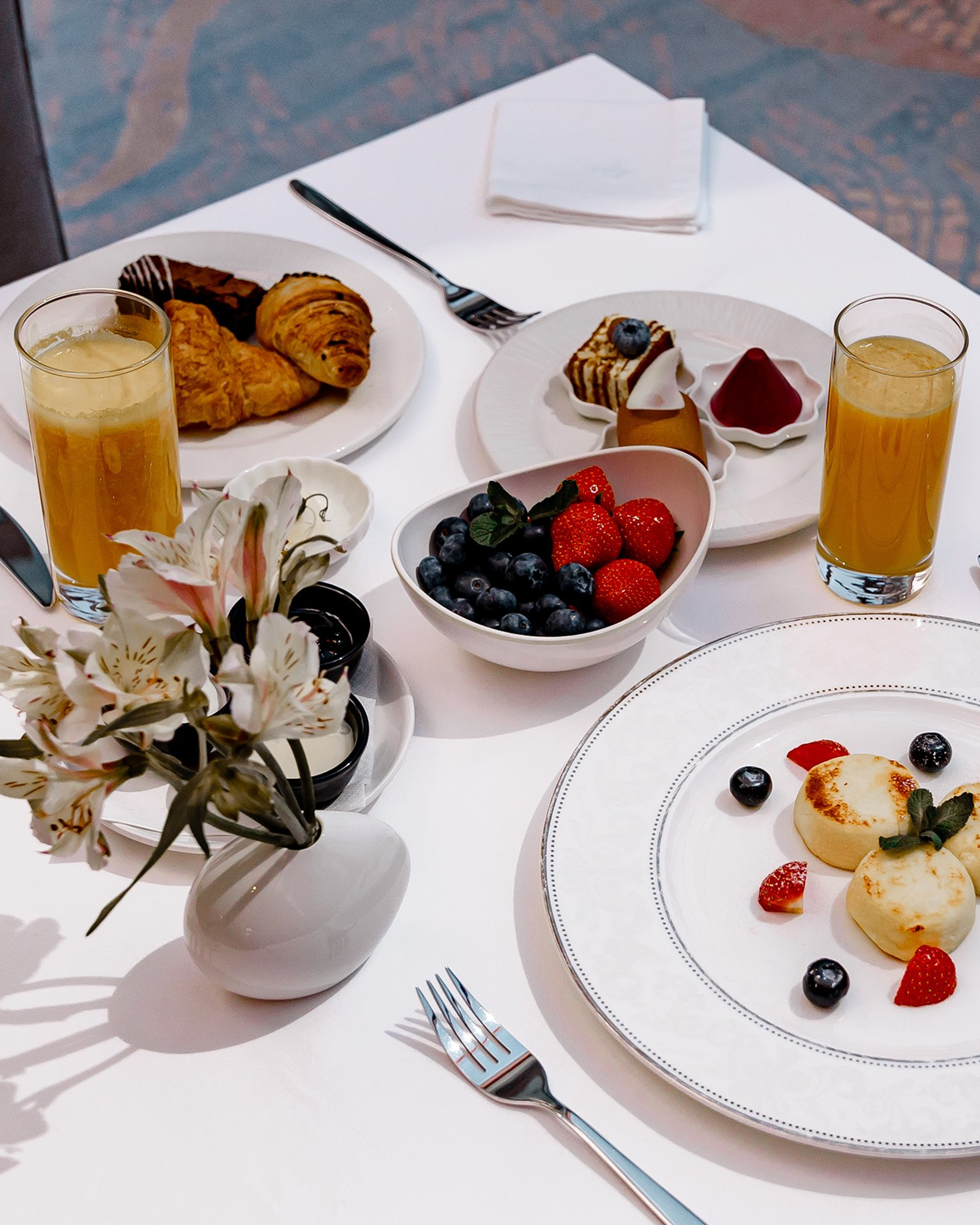 Завтрак в Ресторане «ST REGIS MOSCOW»