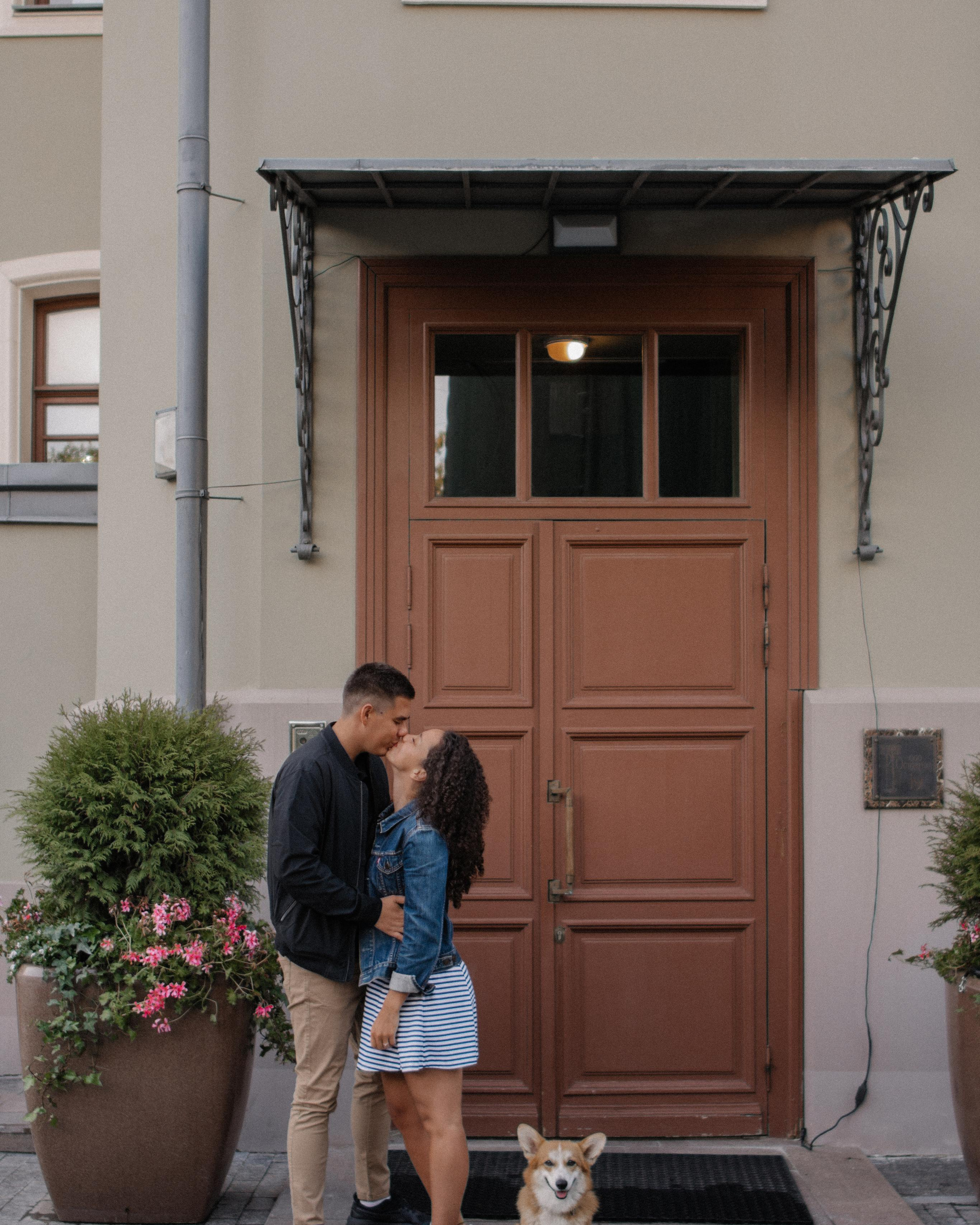 Шера, Свят и&nbsp;Тако