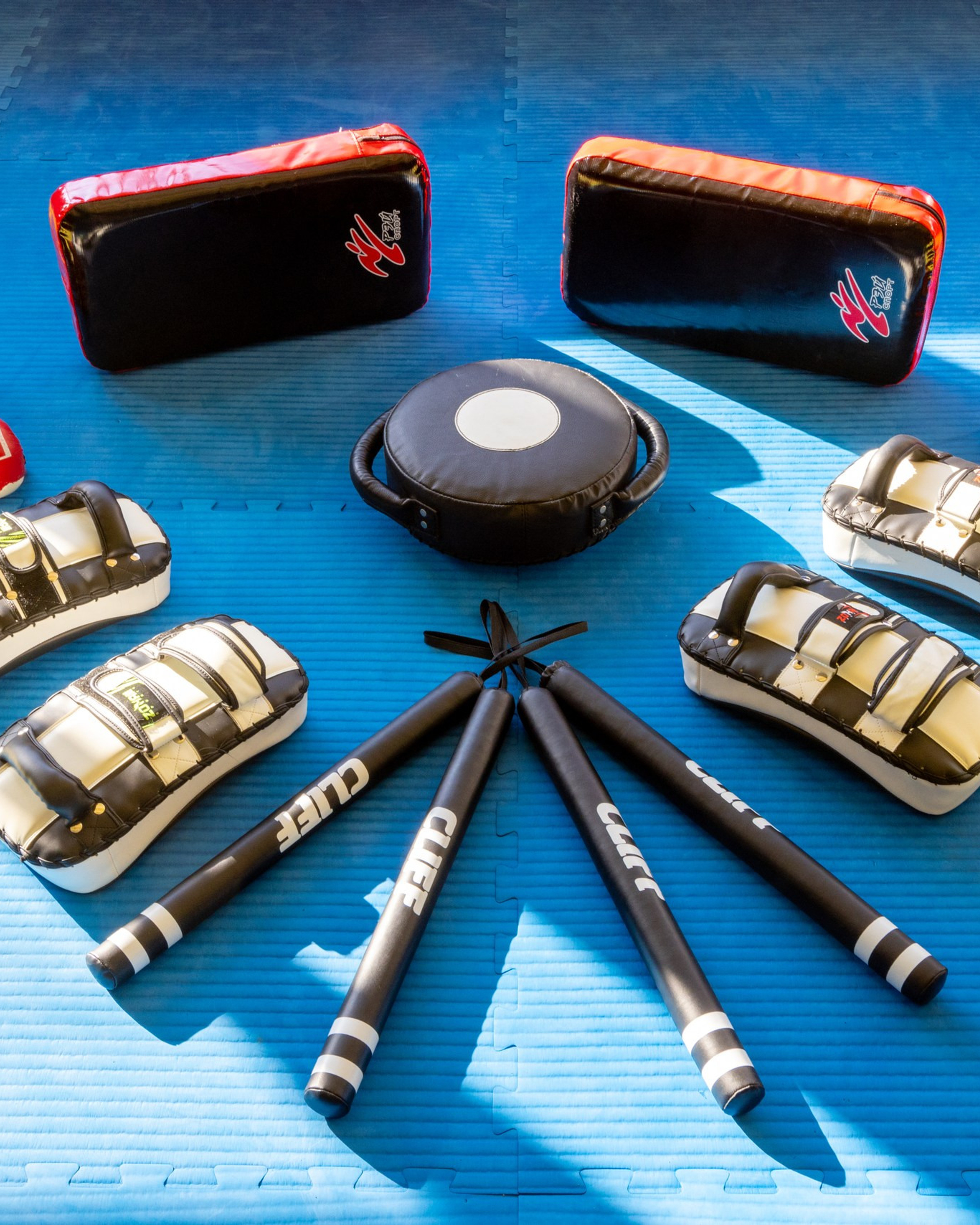 «Лидер» Школа рукопашного&nbsp;боя.