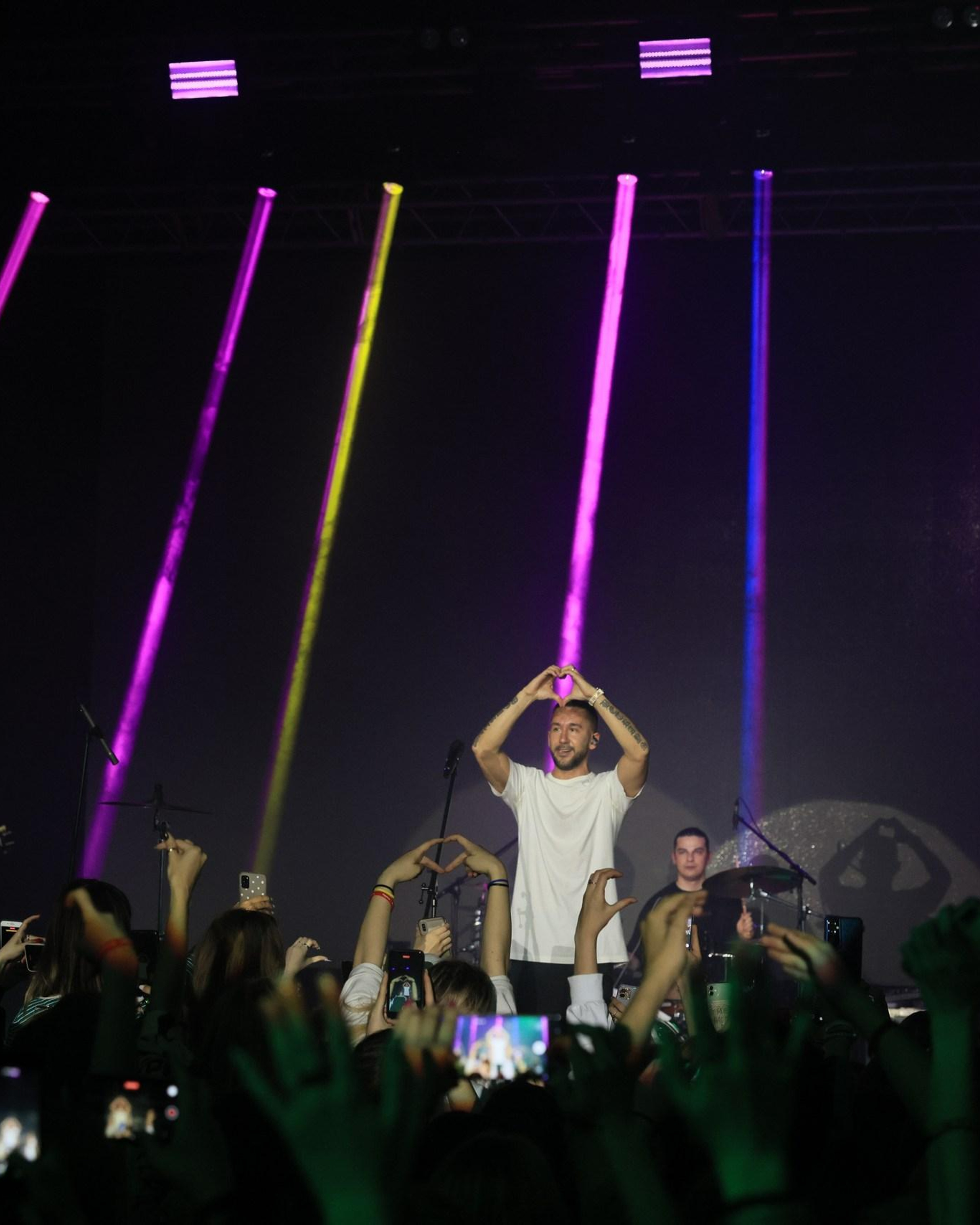 Репортаж с&nbsp;фестиваля «В&nbsp;ДВИЖЕНИИ». Концерт группы «Пицца»