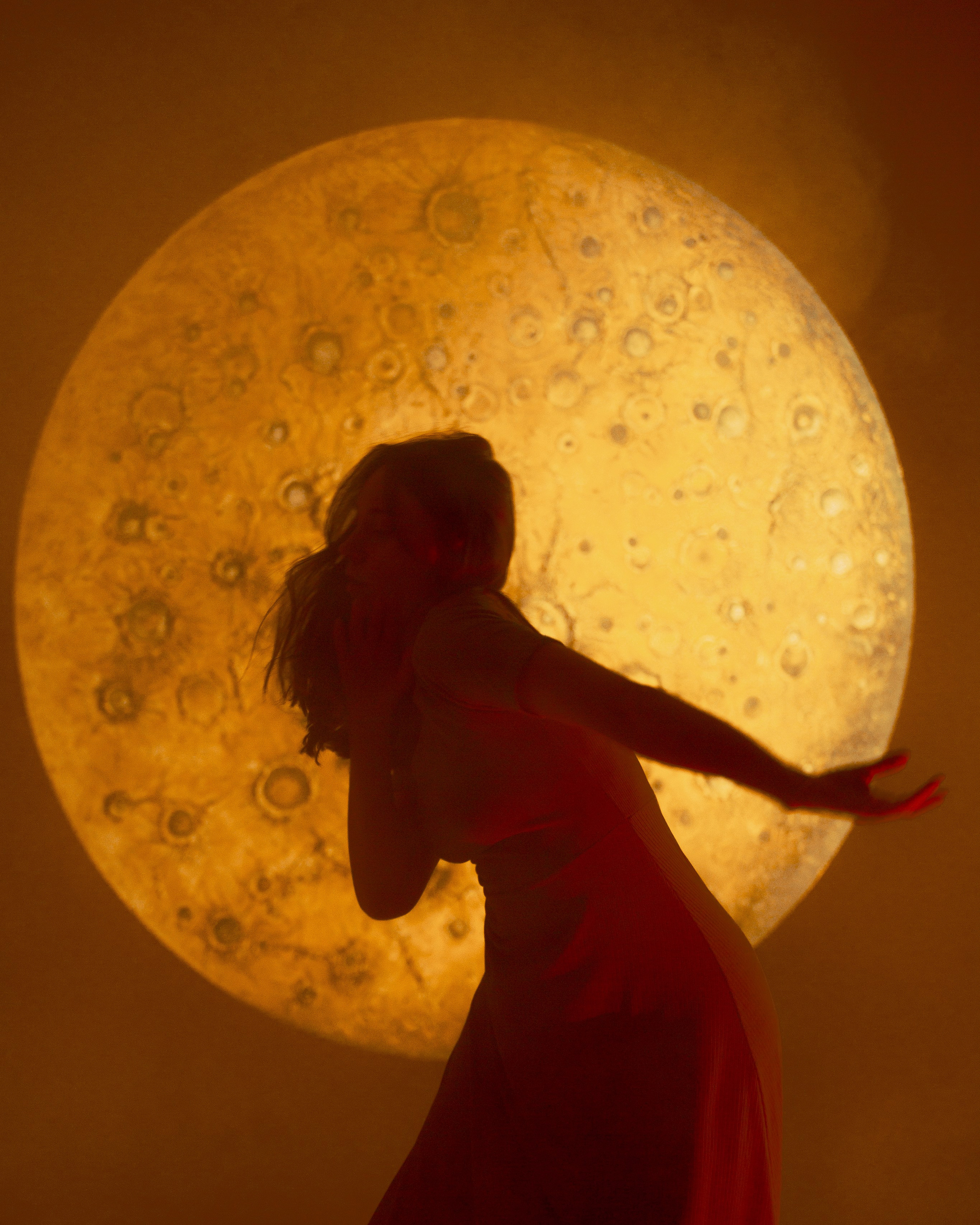 Лунные танцы