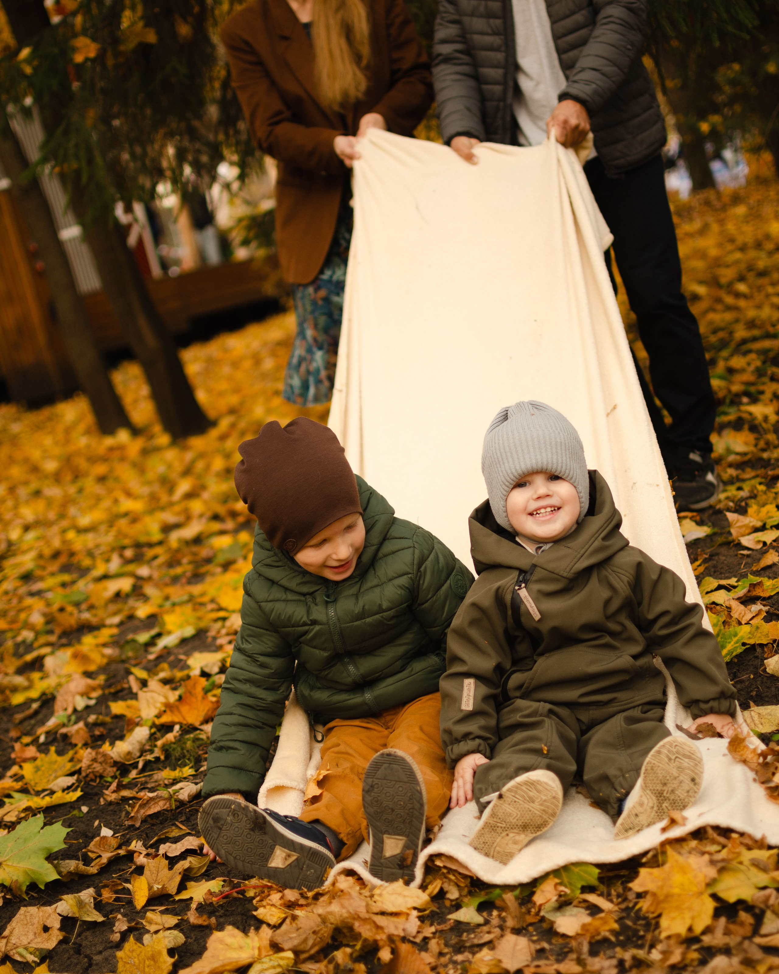 Юлия, Вячеслав, Лера, Петя, Федя