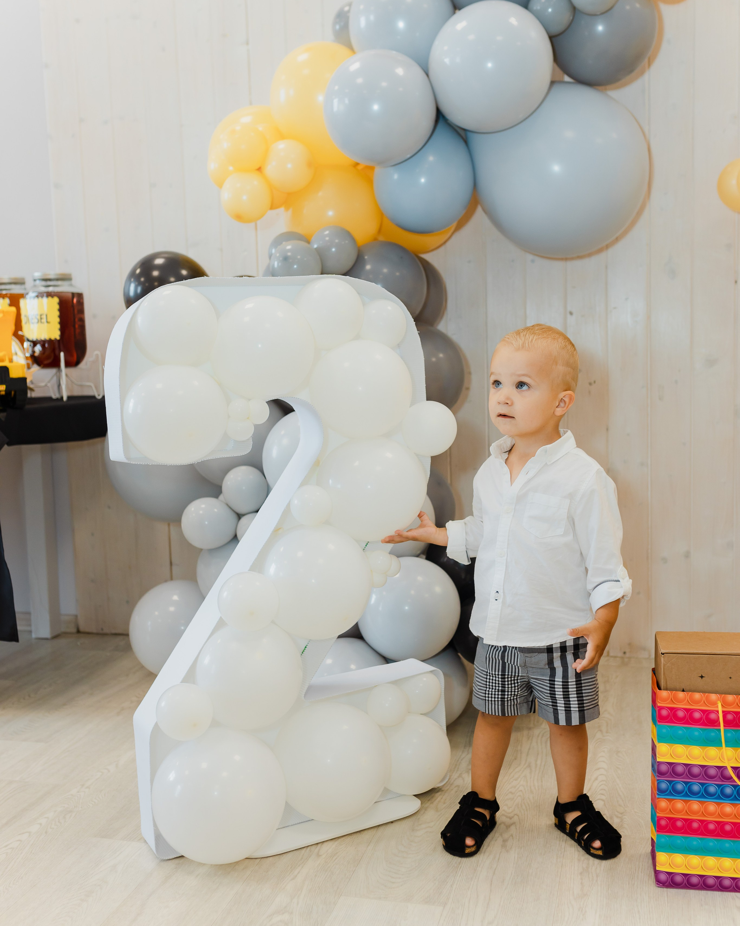 День Рождения Янниса