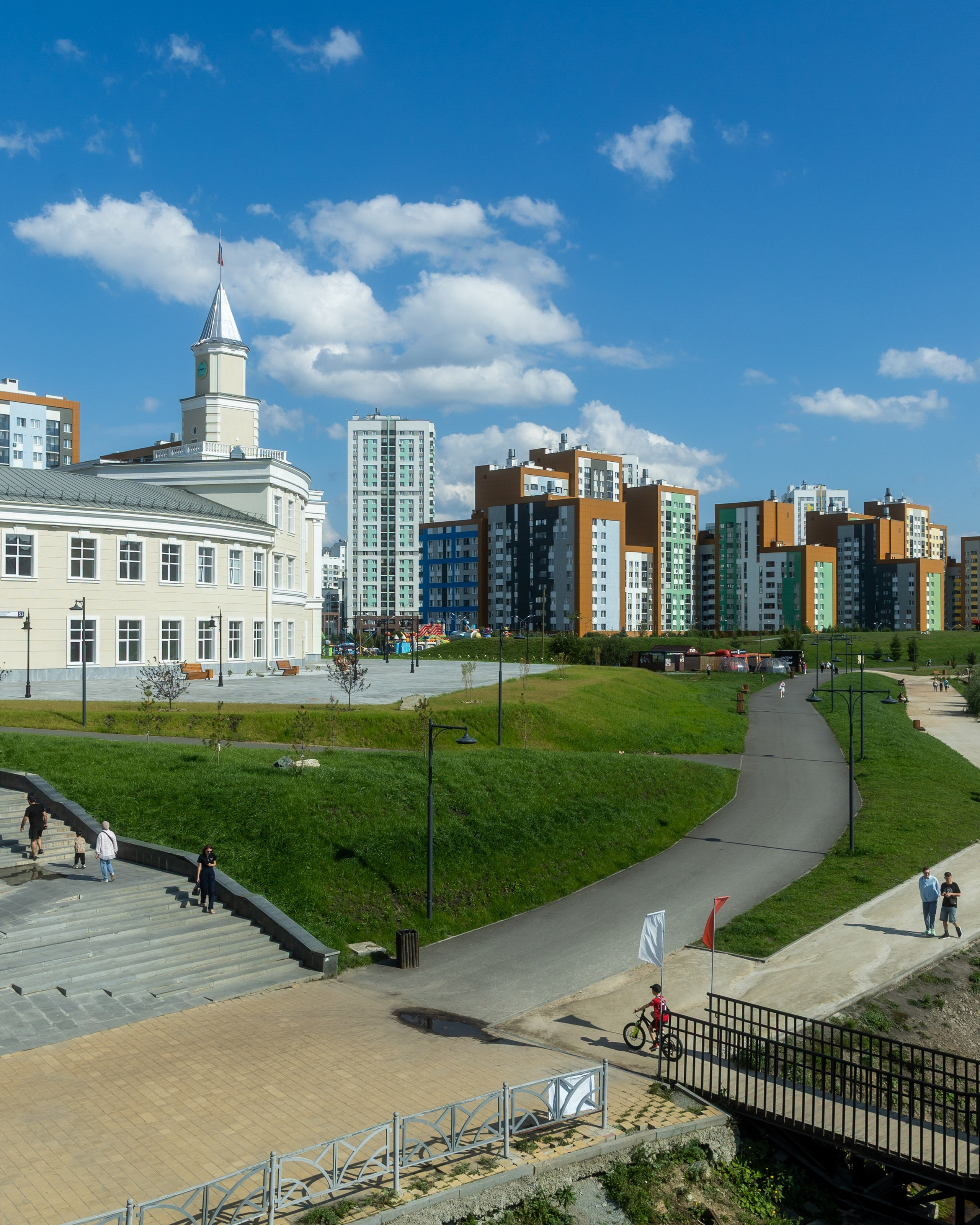 Город. Свет, бетон и геометрия.