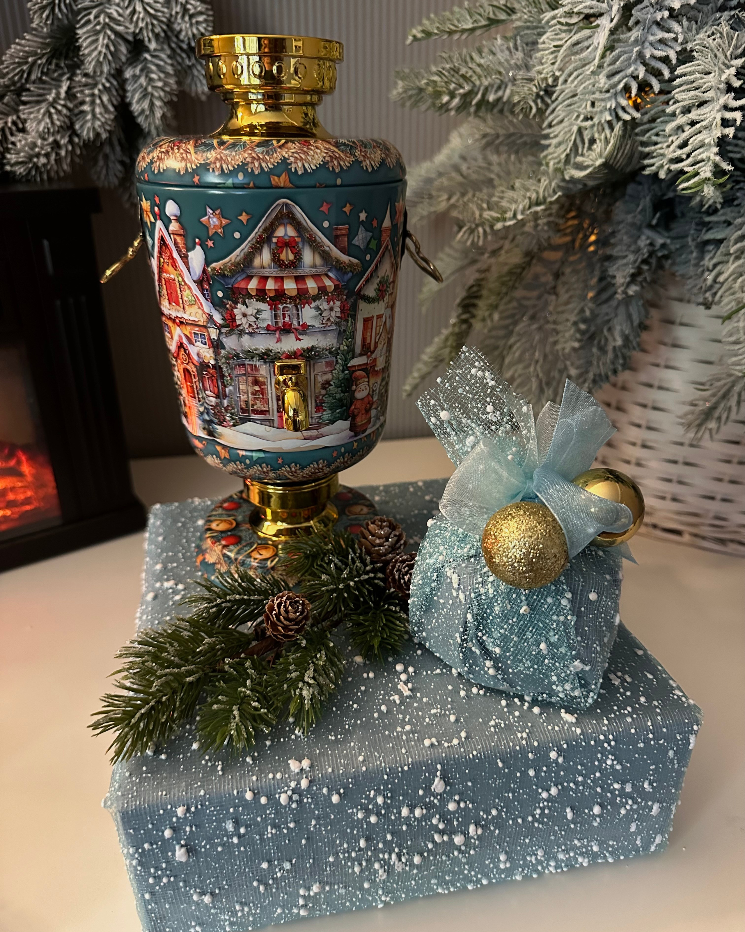 «Русские традиции Семейного чаепития» (бирюза)