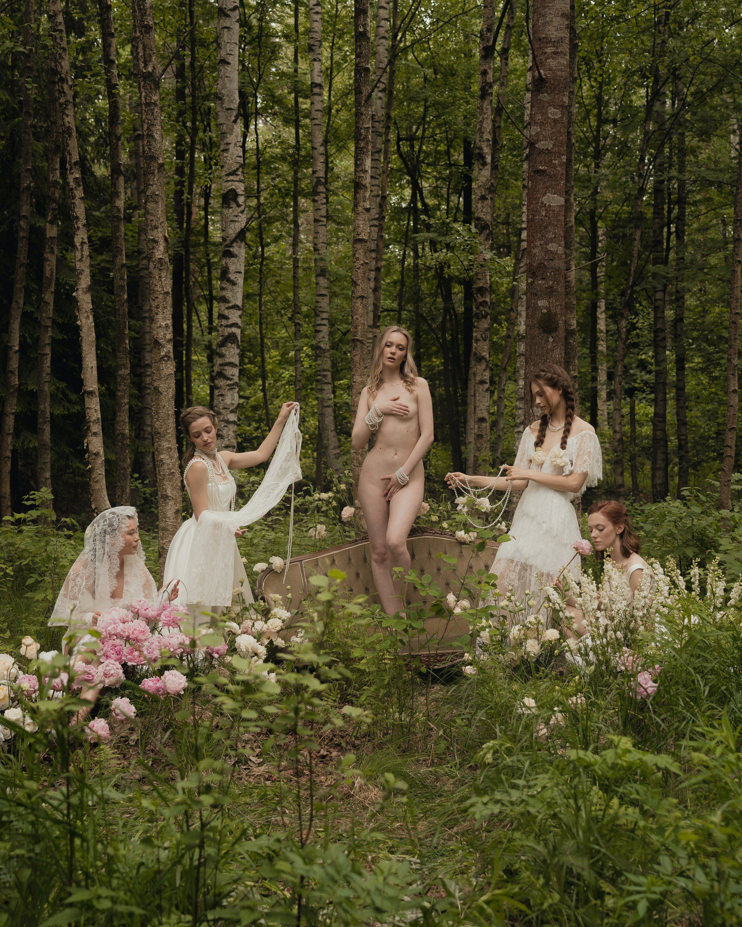 «Она проснулась в&nbsp;саду» art project