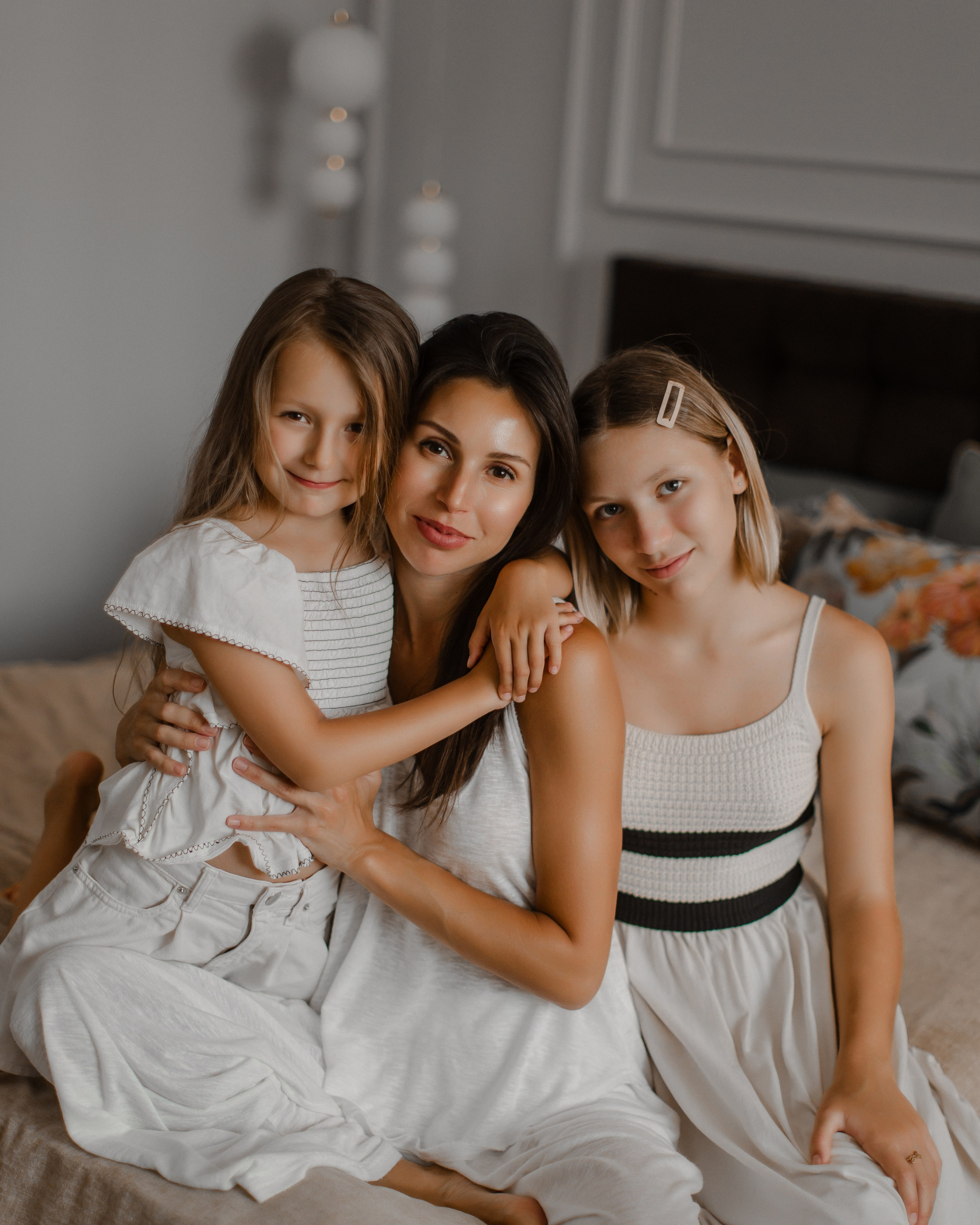 Оля с семьей