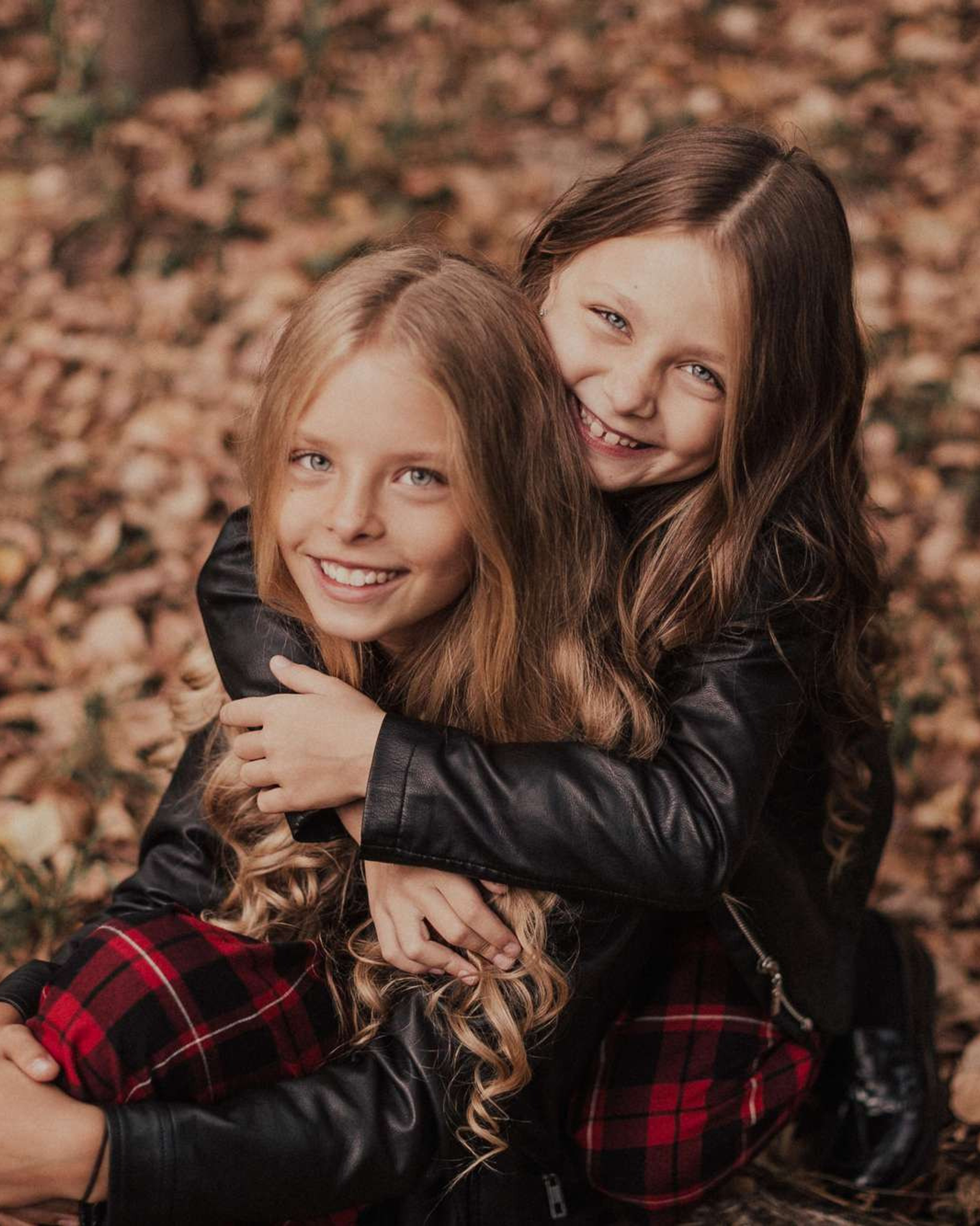 Катя Аня осень