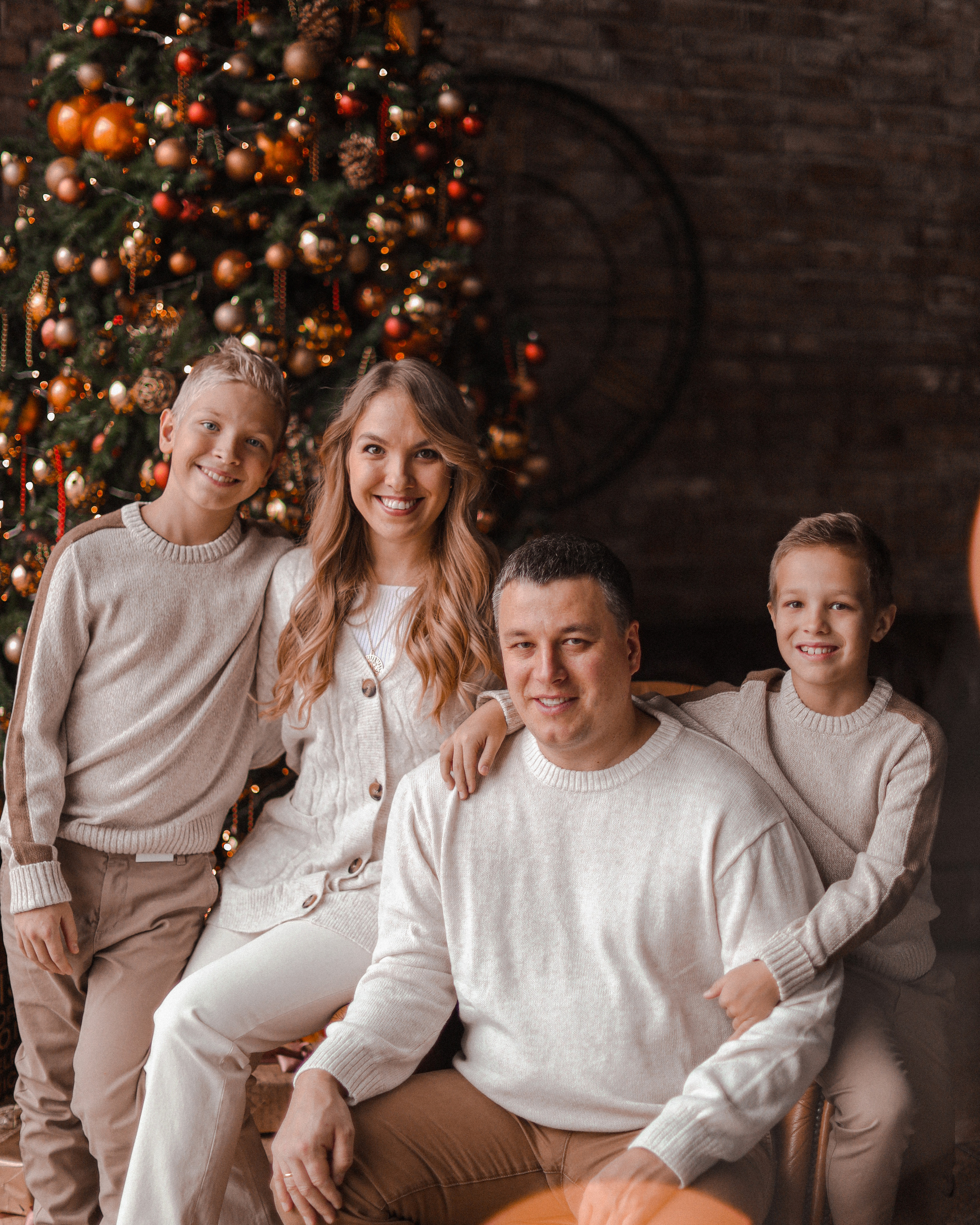 Эльвира с семьей