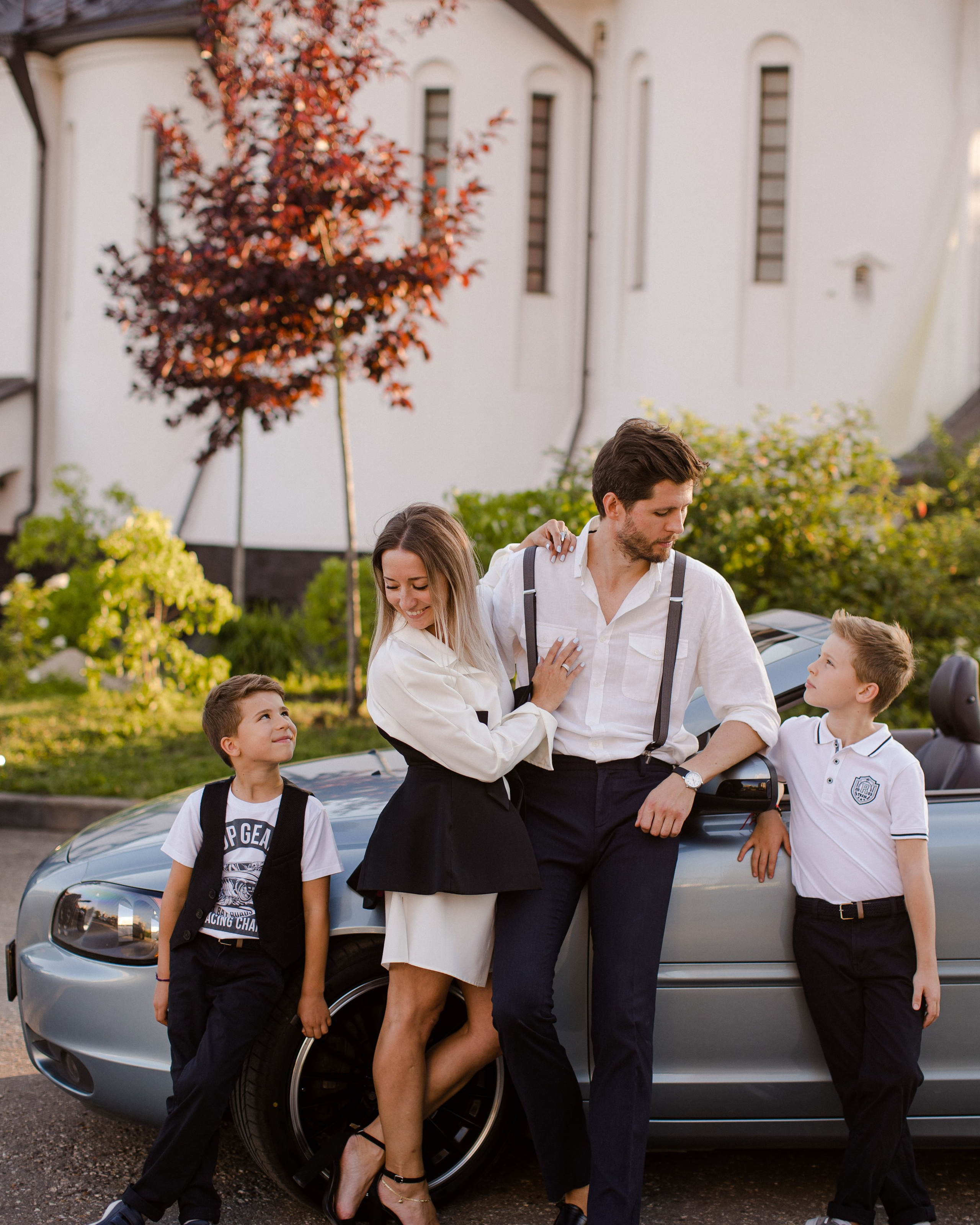 Сережа Юля и дети