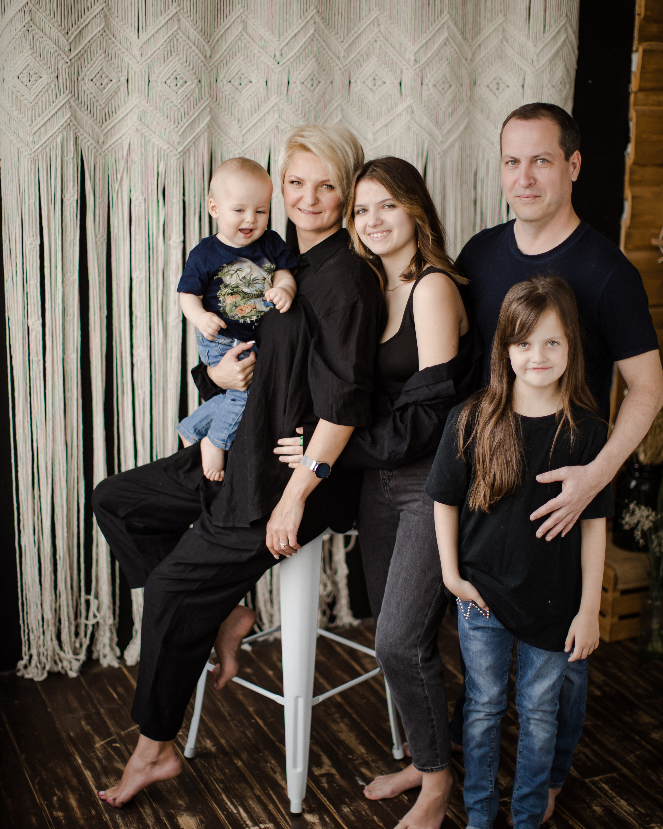 Яна с семьей