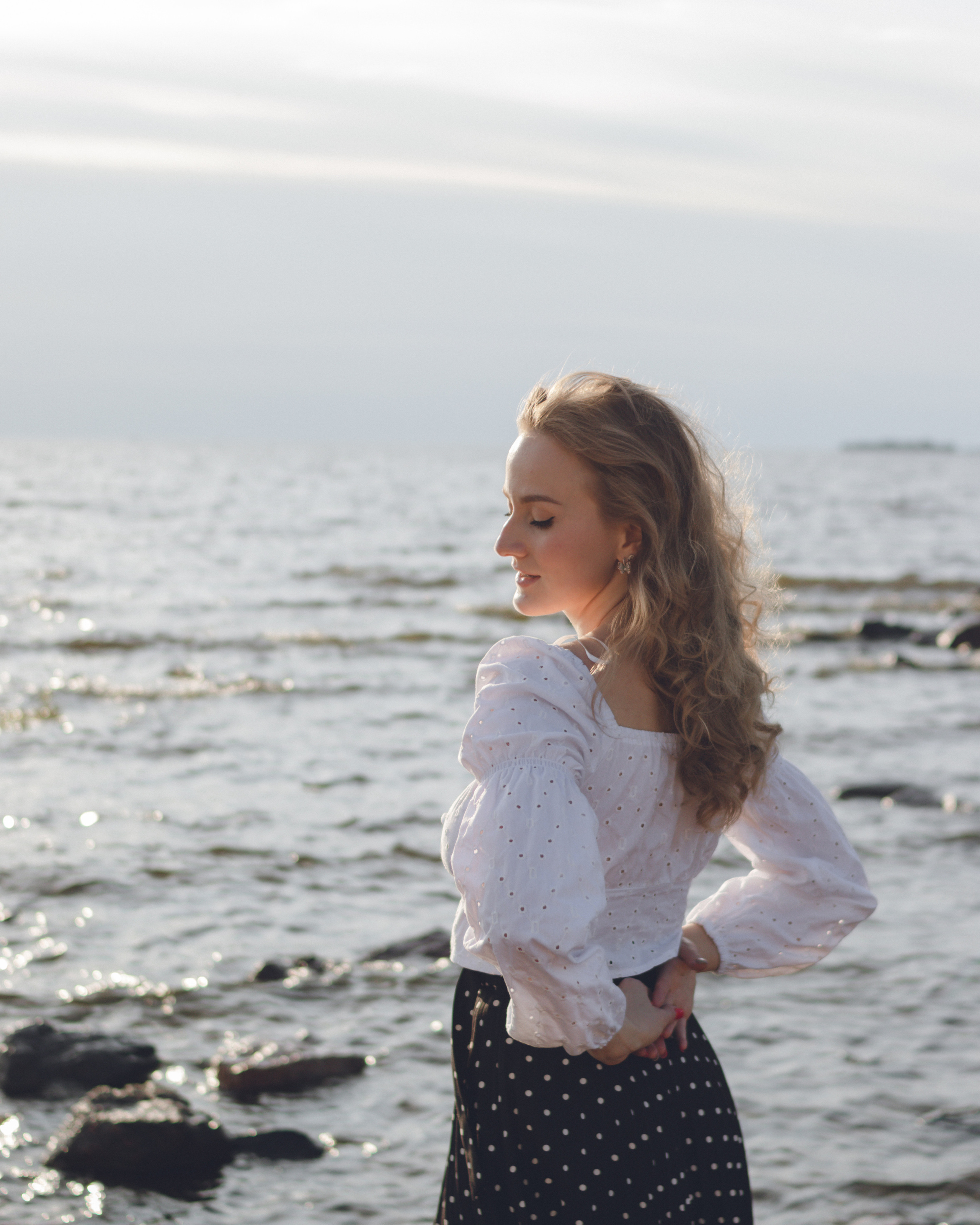 Пляж, залитым солнцем