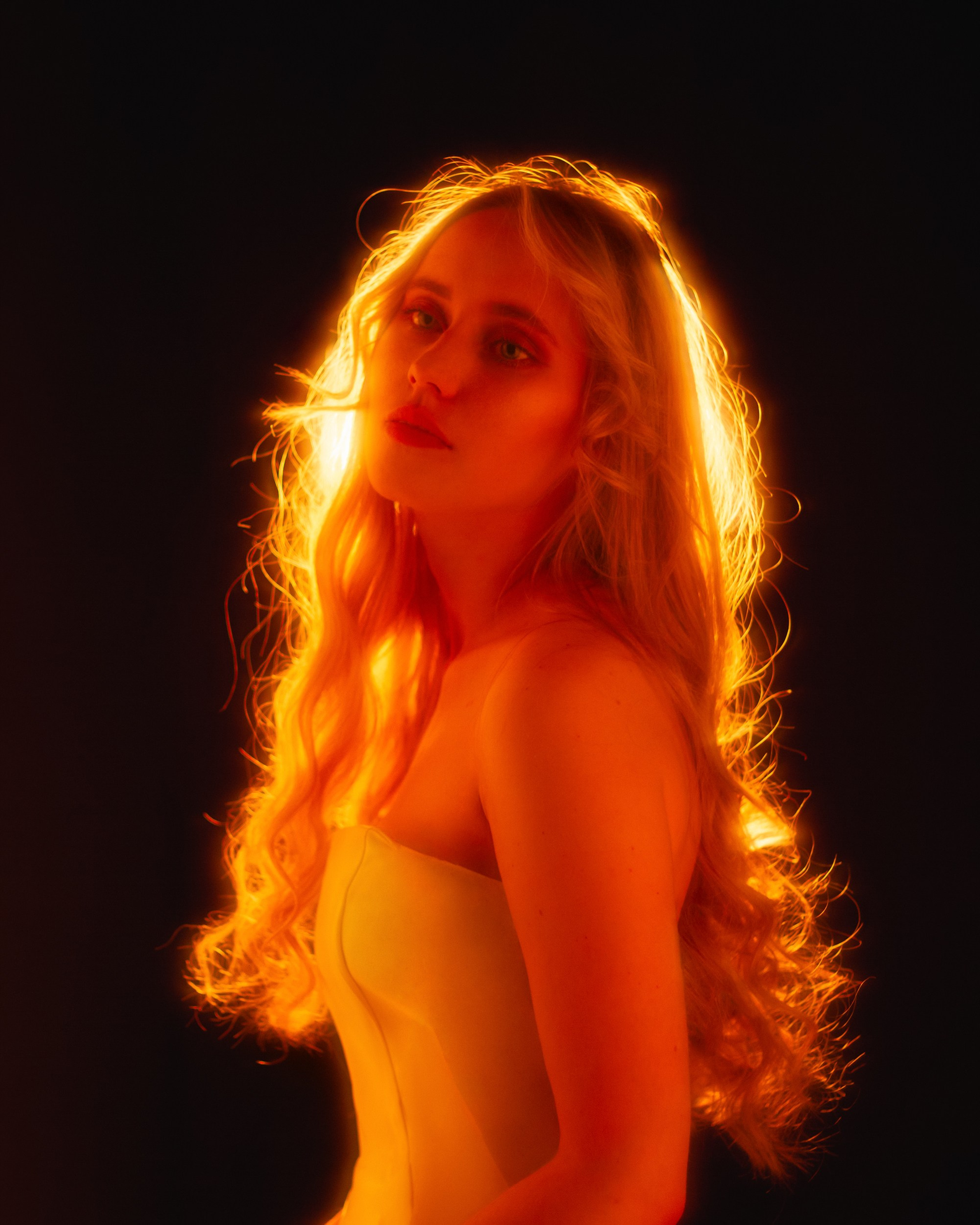 ELLI NA MAKOVOM POLE