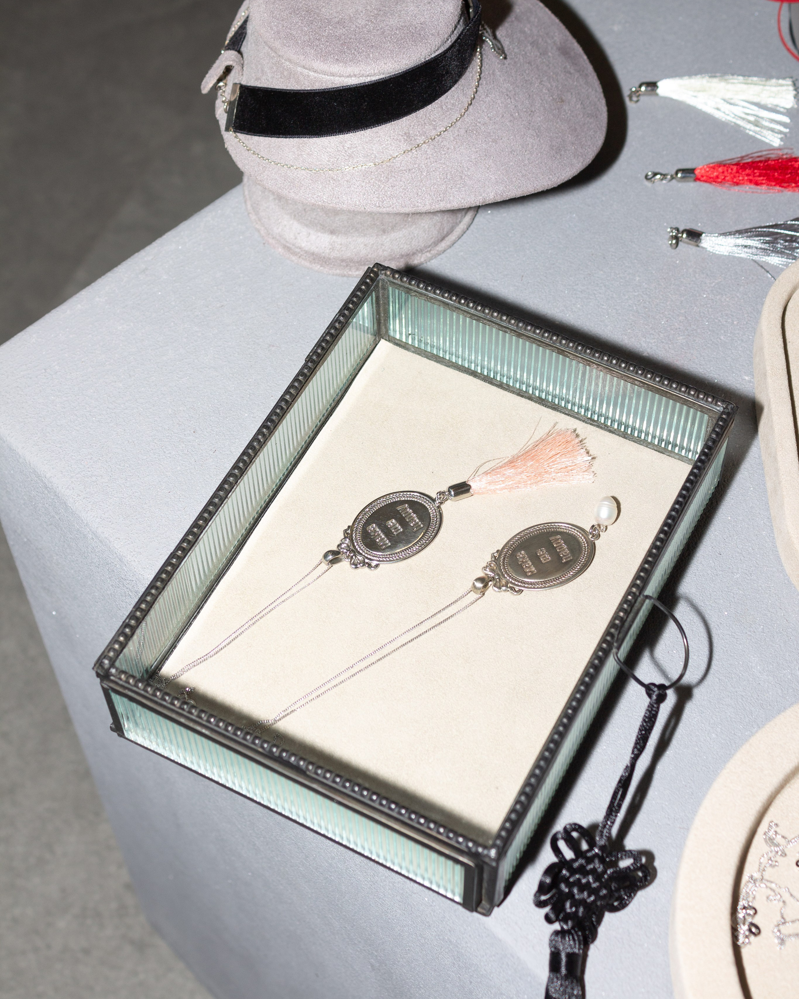 Make Me Happy & Nanik