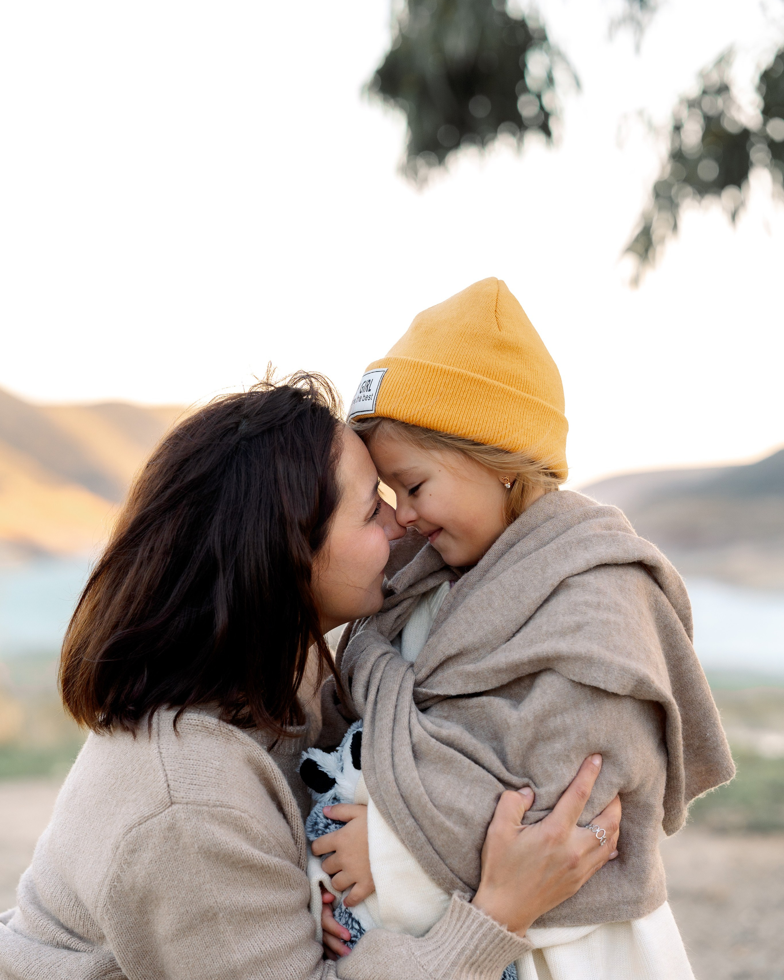 Лиза, Дима, Соня и Рада. Теплая семейная история.