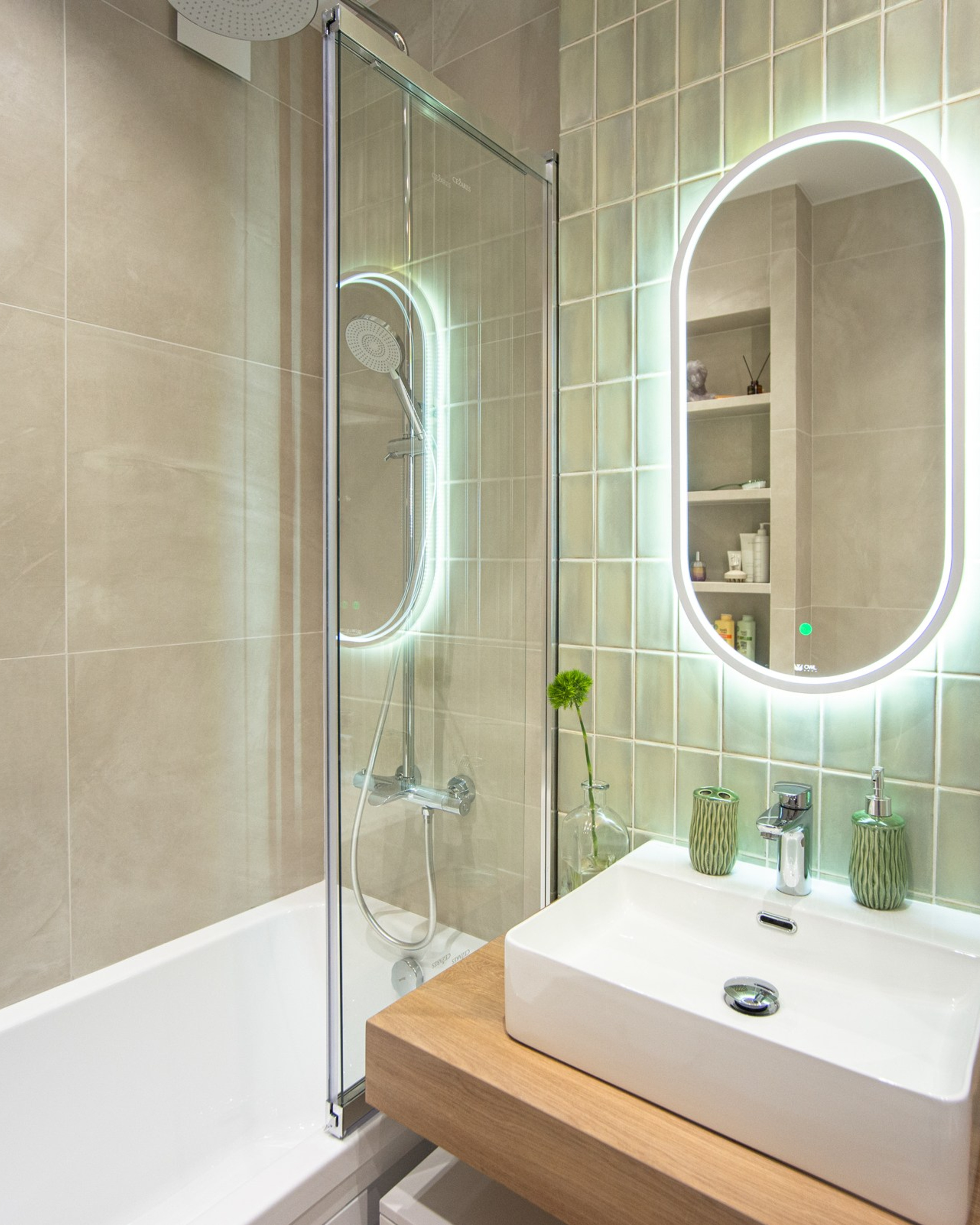 Чемпионов 5