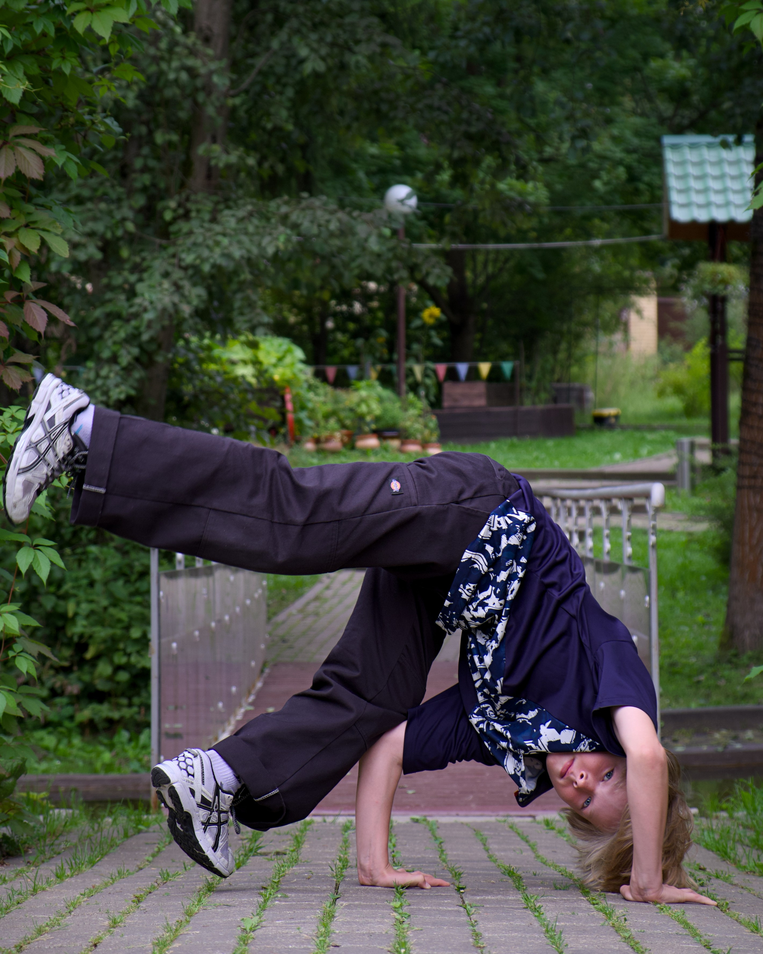 Юные брейкдансеры