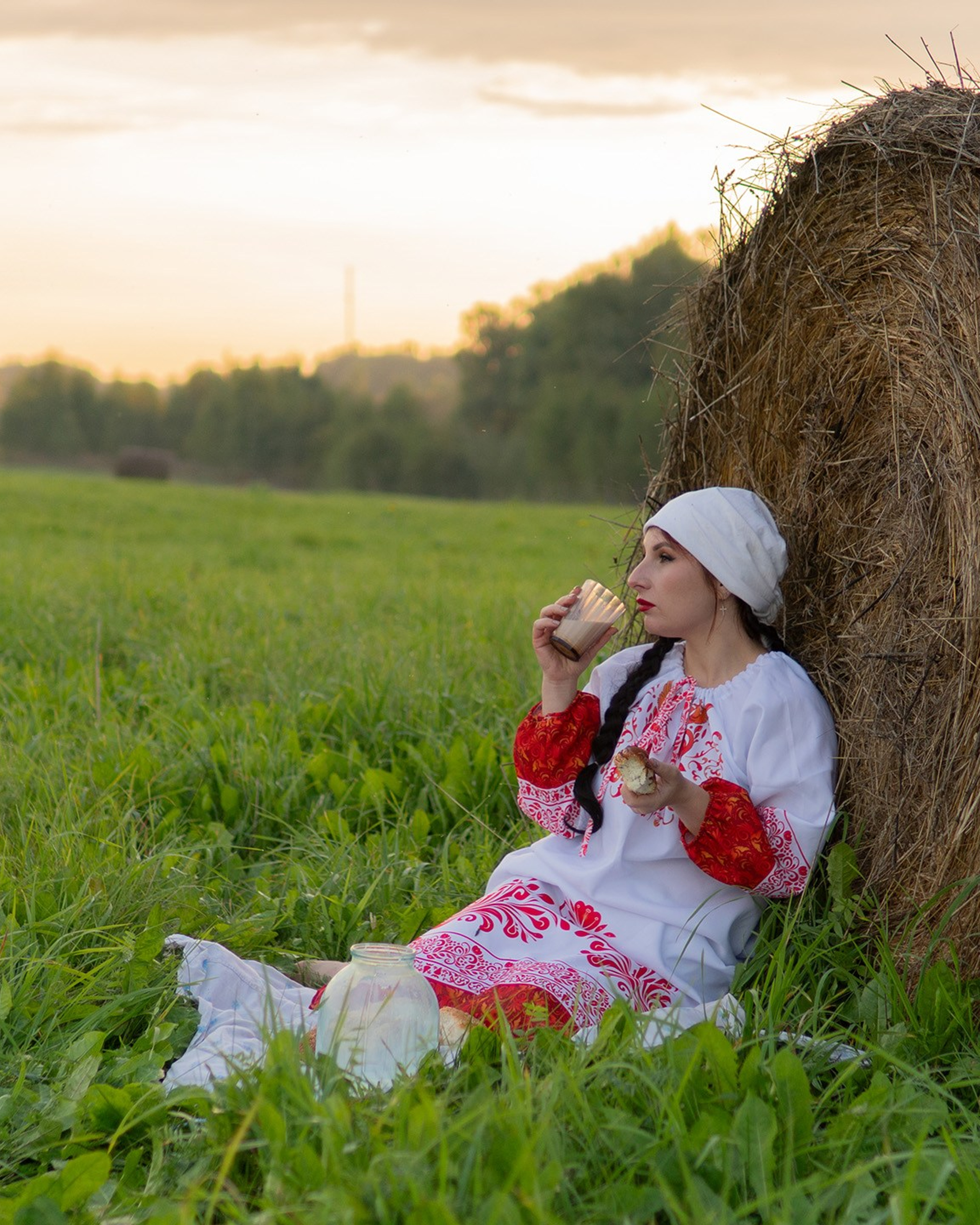 Тематическая \ Творческая \ Фотосъёмка в славянском наряде: Татьяна — гармония традиций и природы.