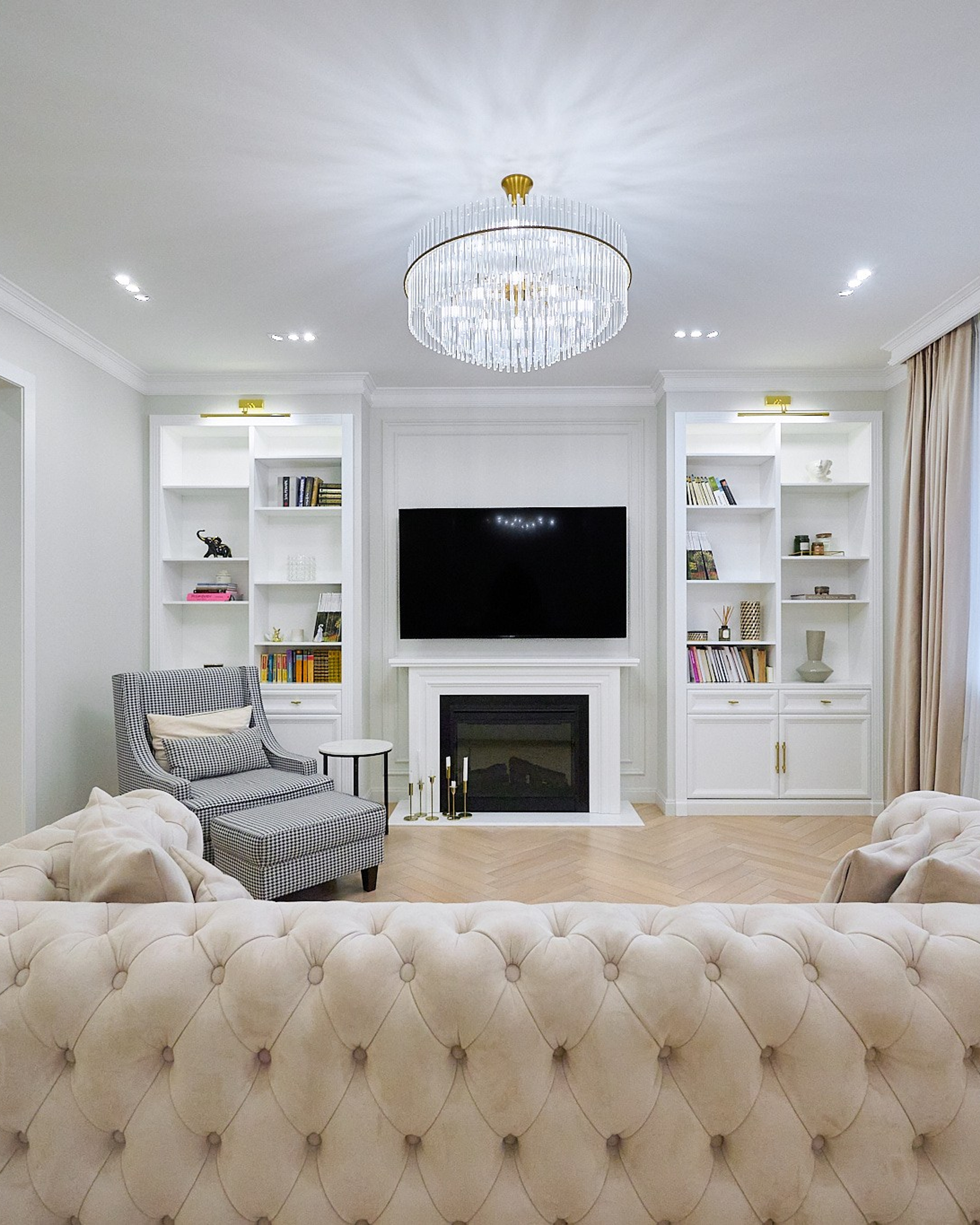 Квартира 123