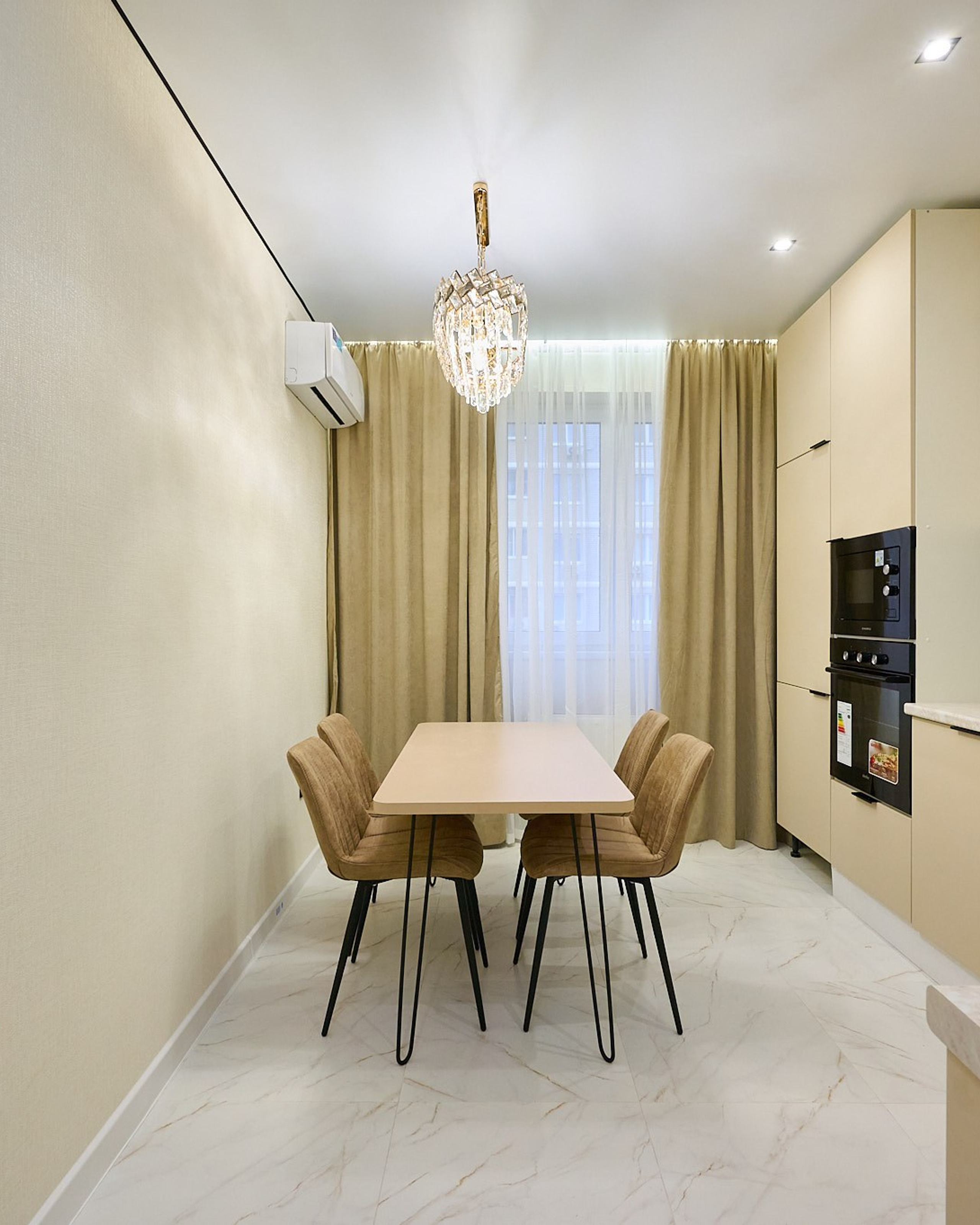 Квартира 84