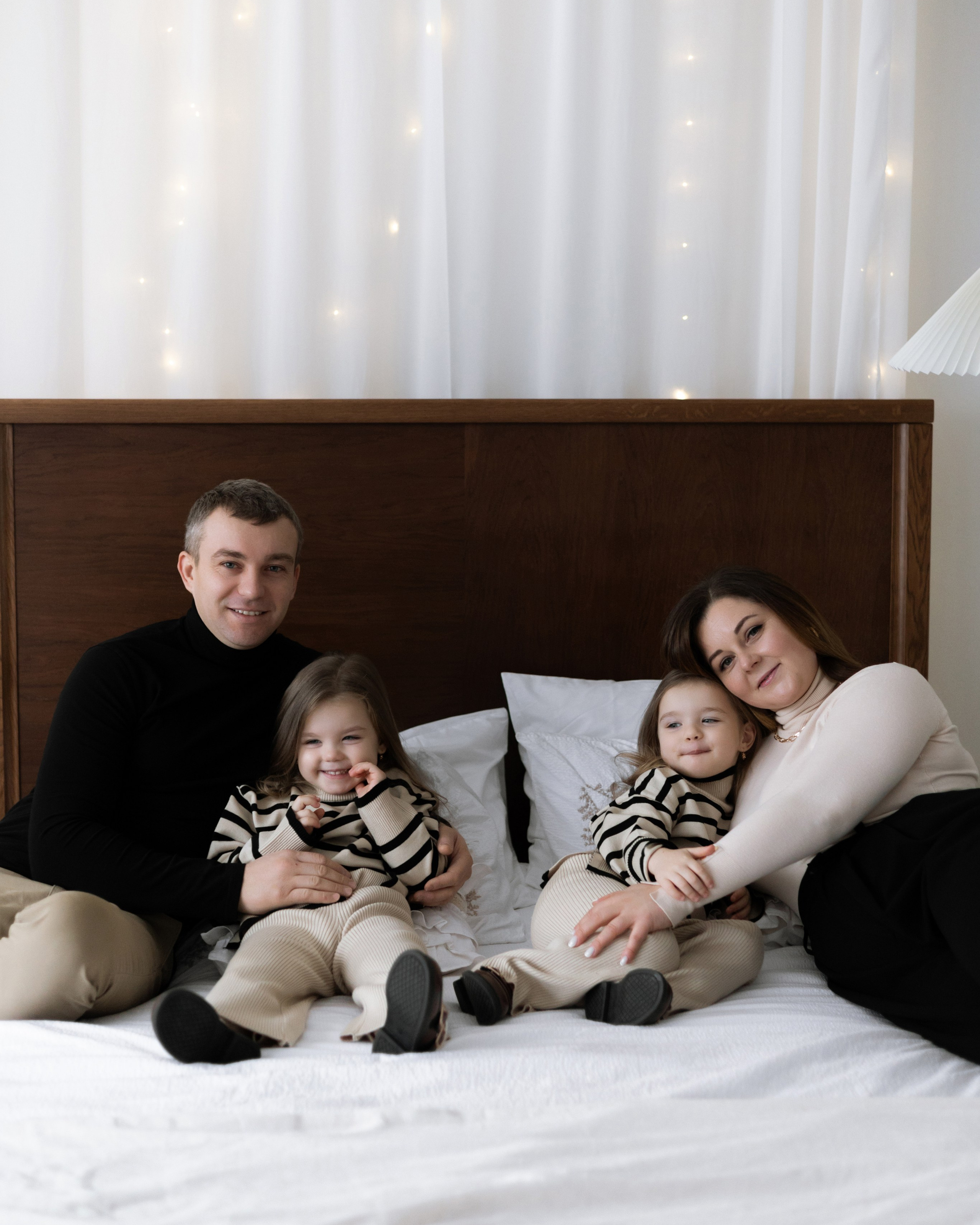 Ника и&nbsp;Вася, и&nbsp;их&nbsp;девчонки