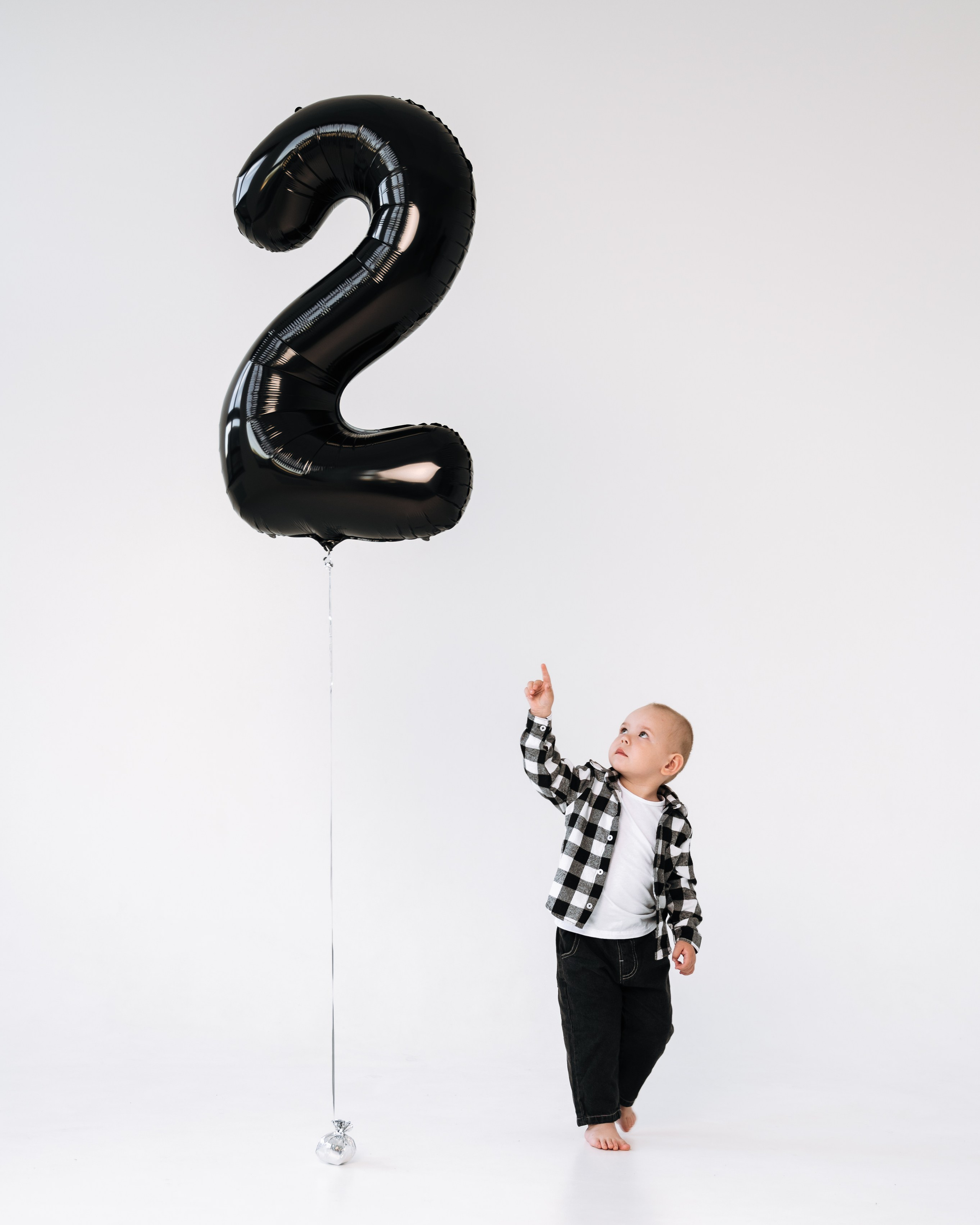 Семейная фотосессия в студии на 2 годика — Саша, Дима и Кирилл