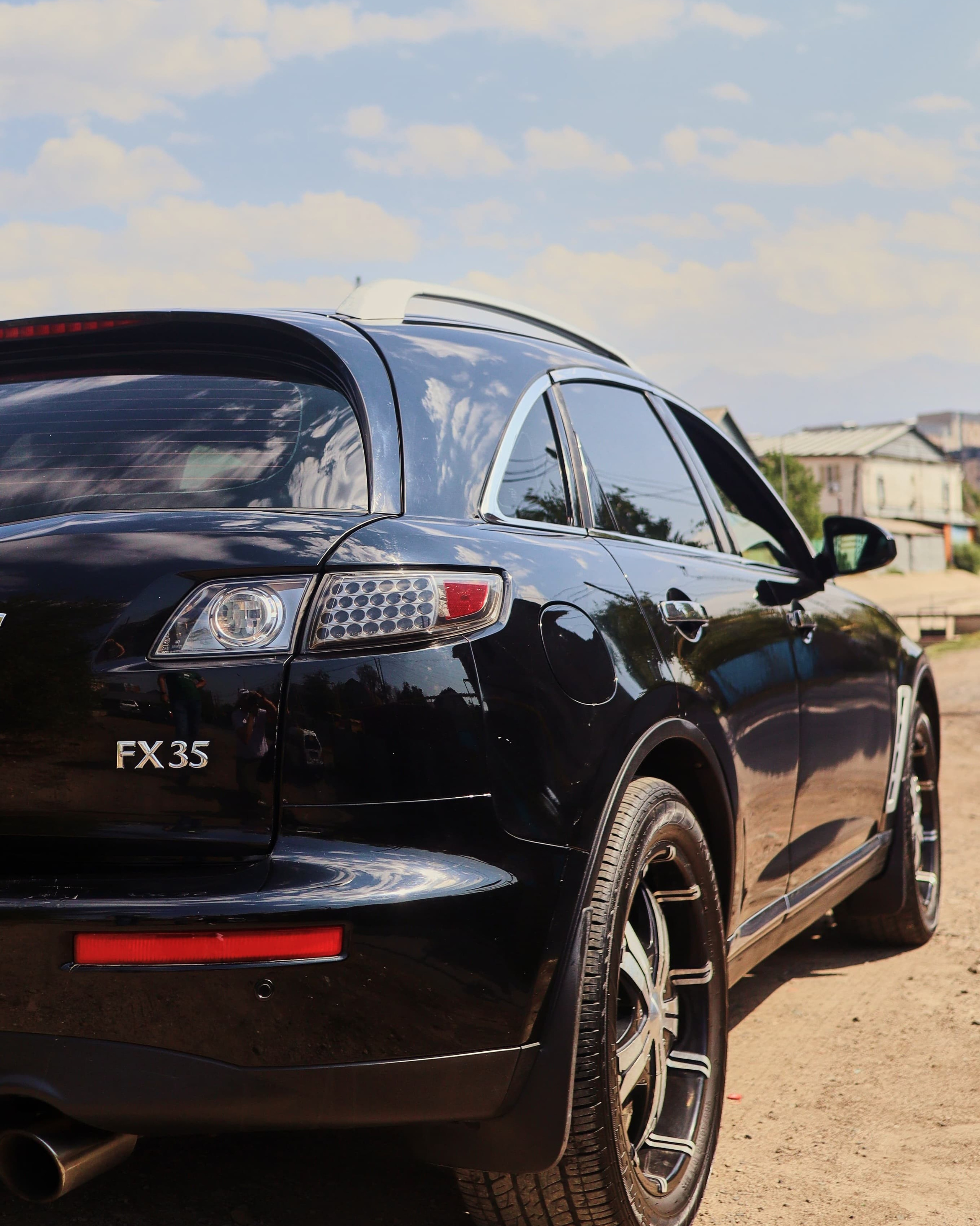 | Infiniti |