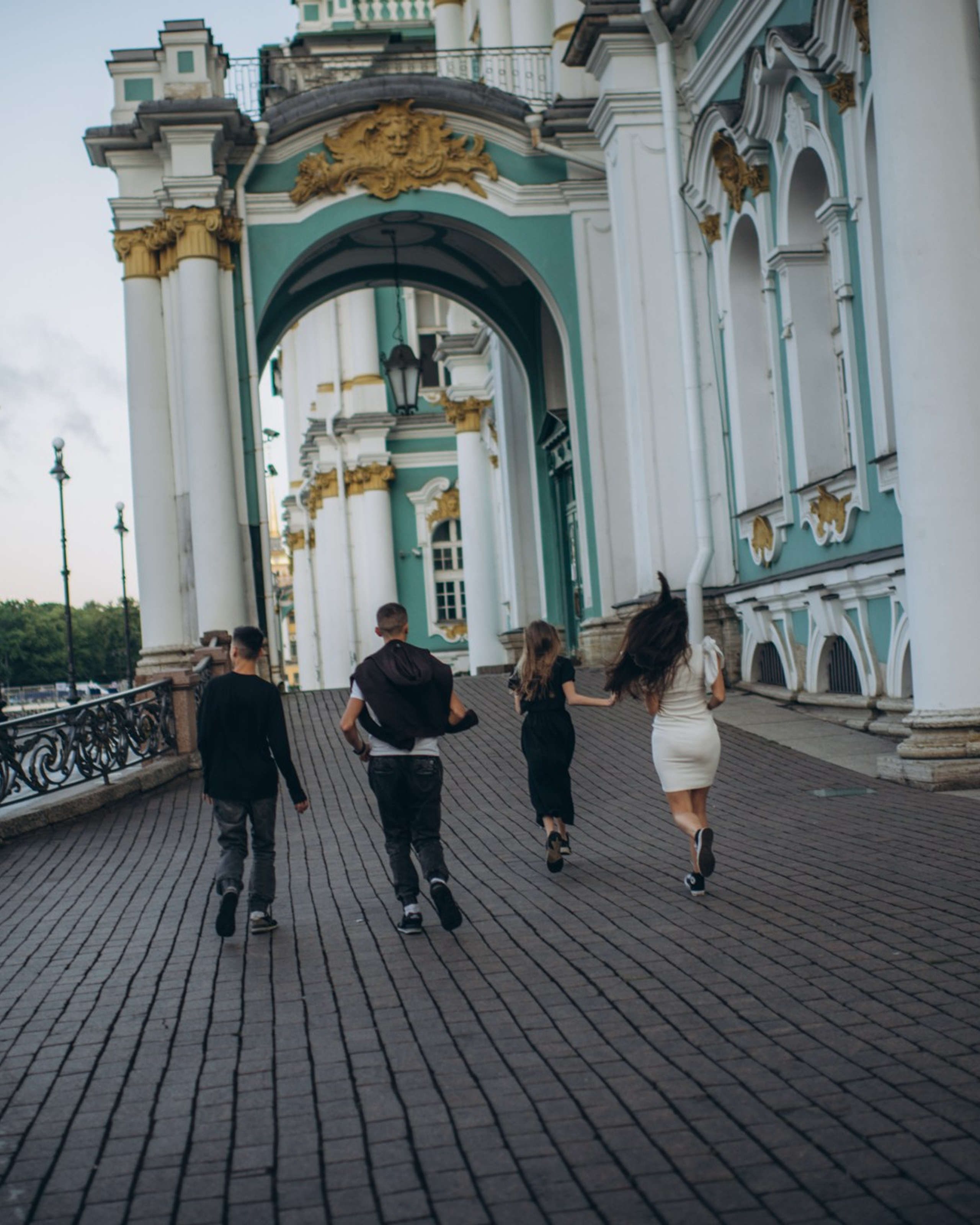 На рассвете