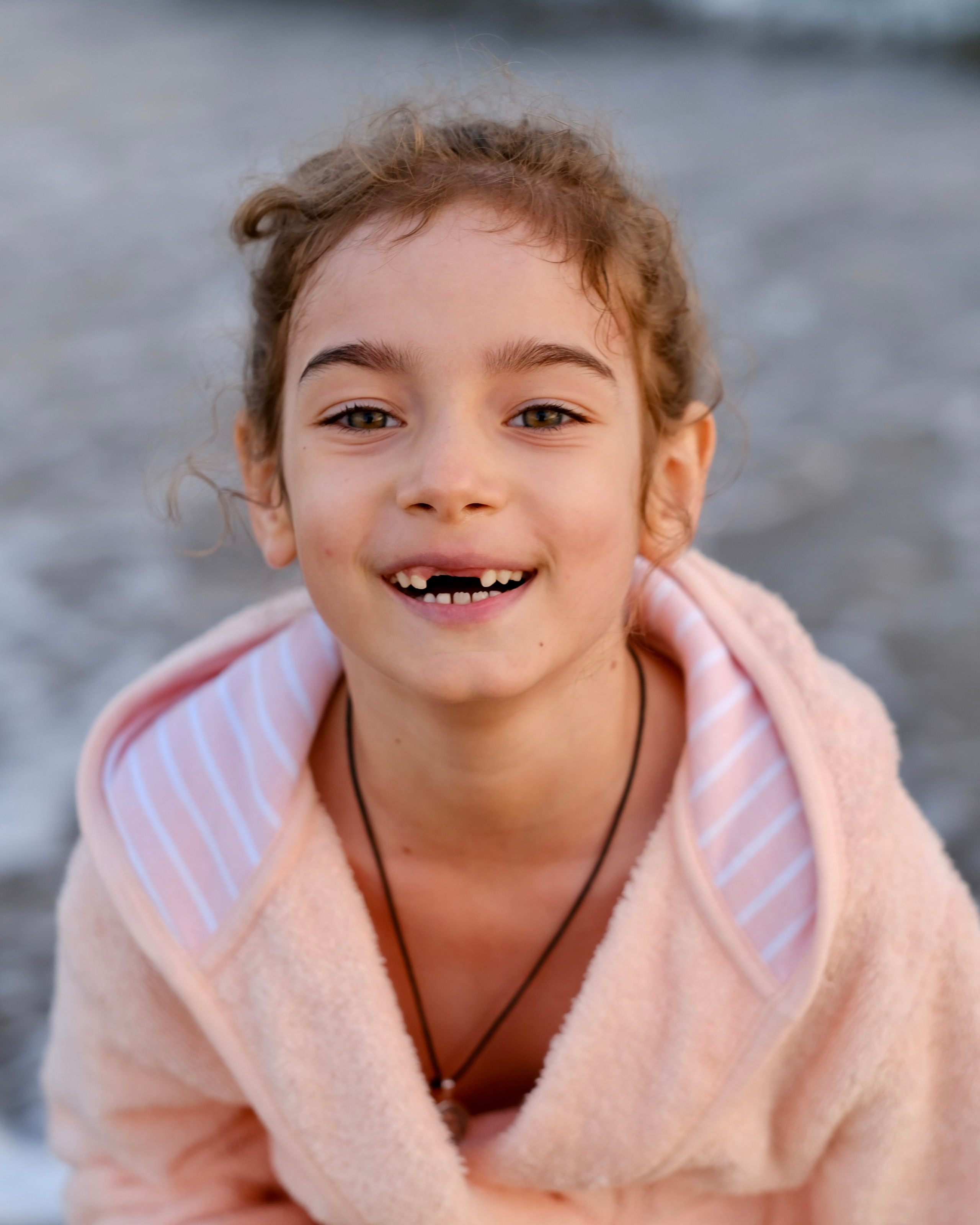 Девочка и море