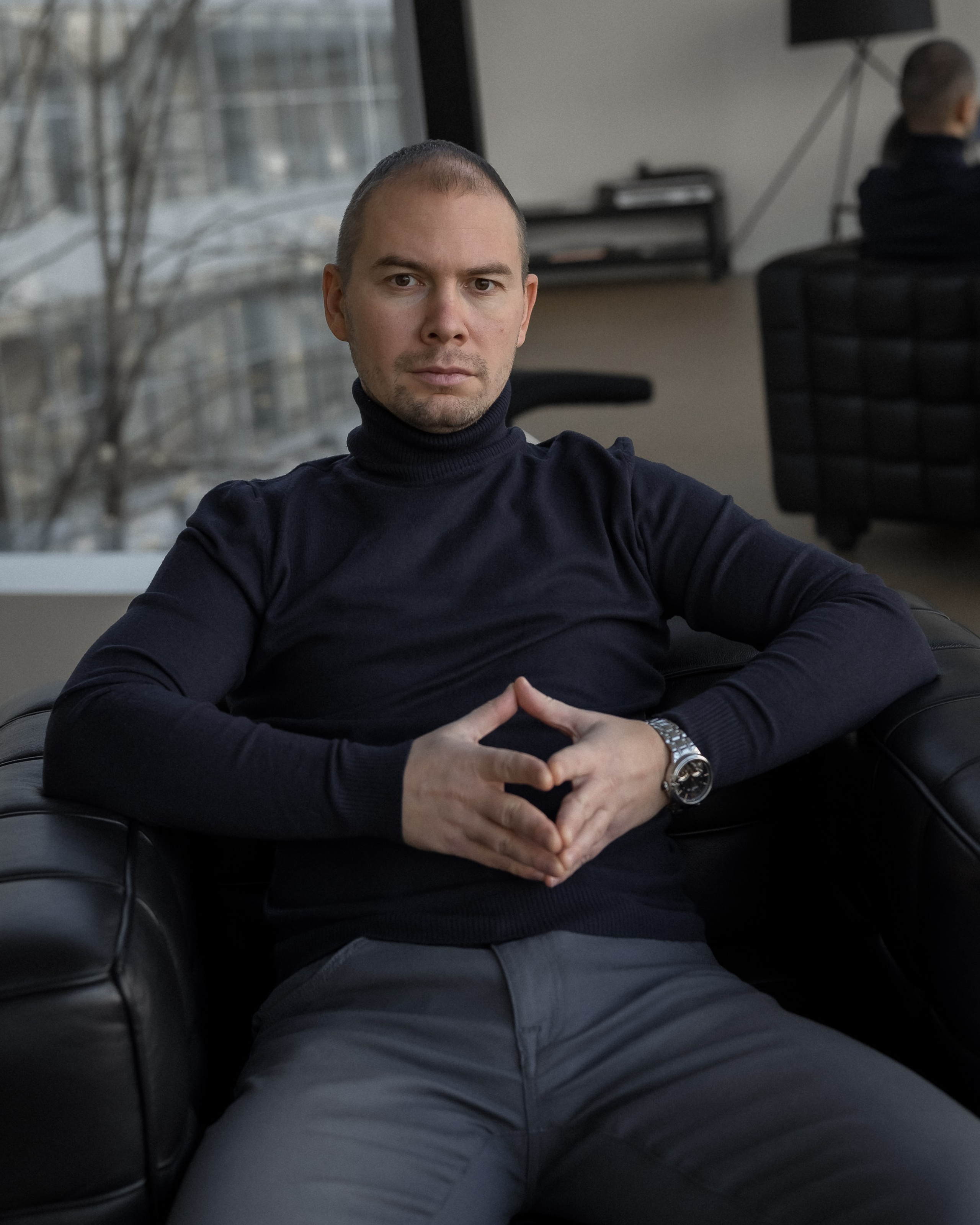 Мужской портрет в студии.