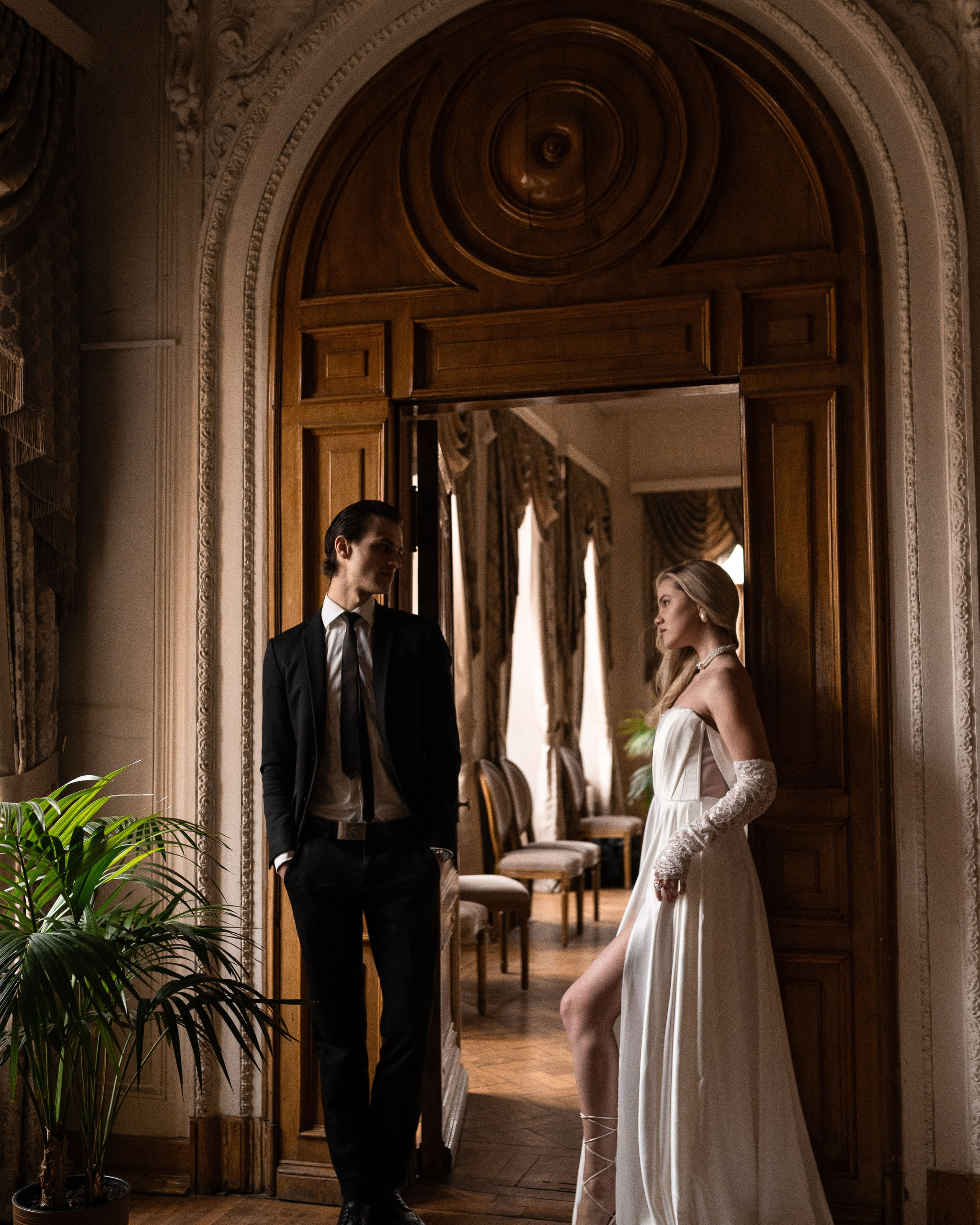 Алина и&nbsp;Иоанн, Пушкинская библиотека