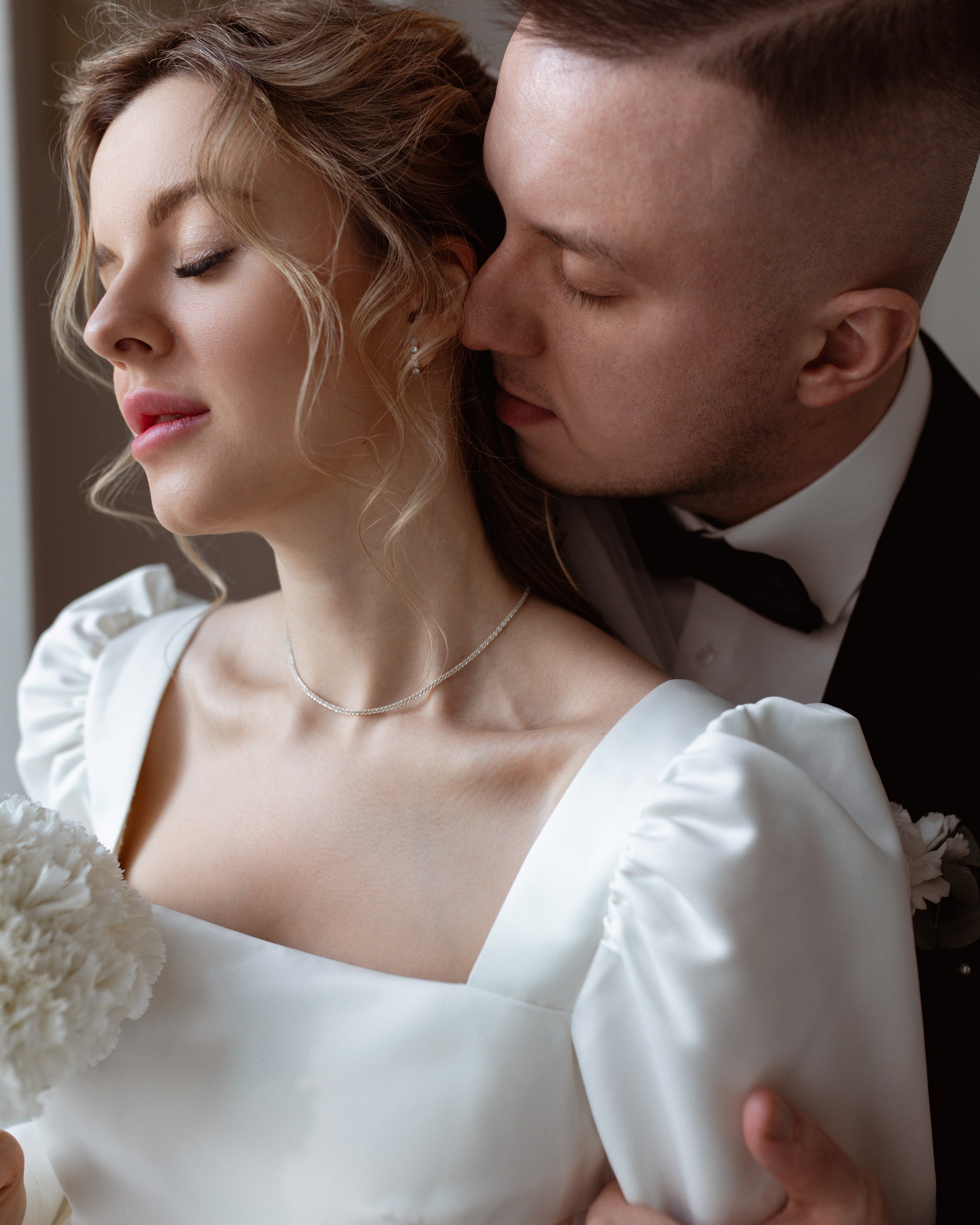 Прогулка Оли и&nbsp;Миши после ЗАГСа