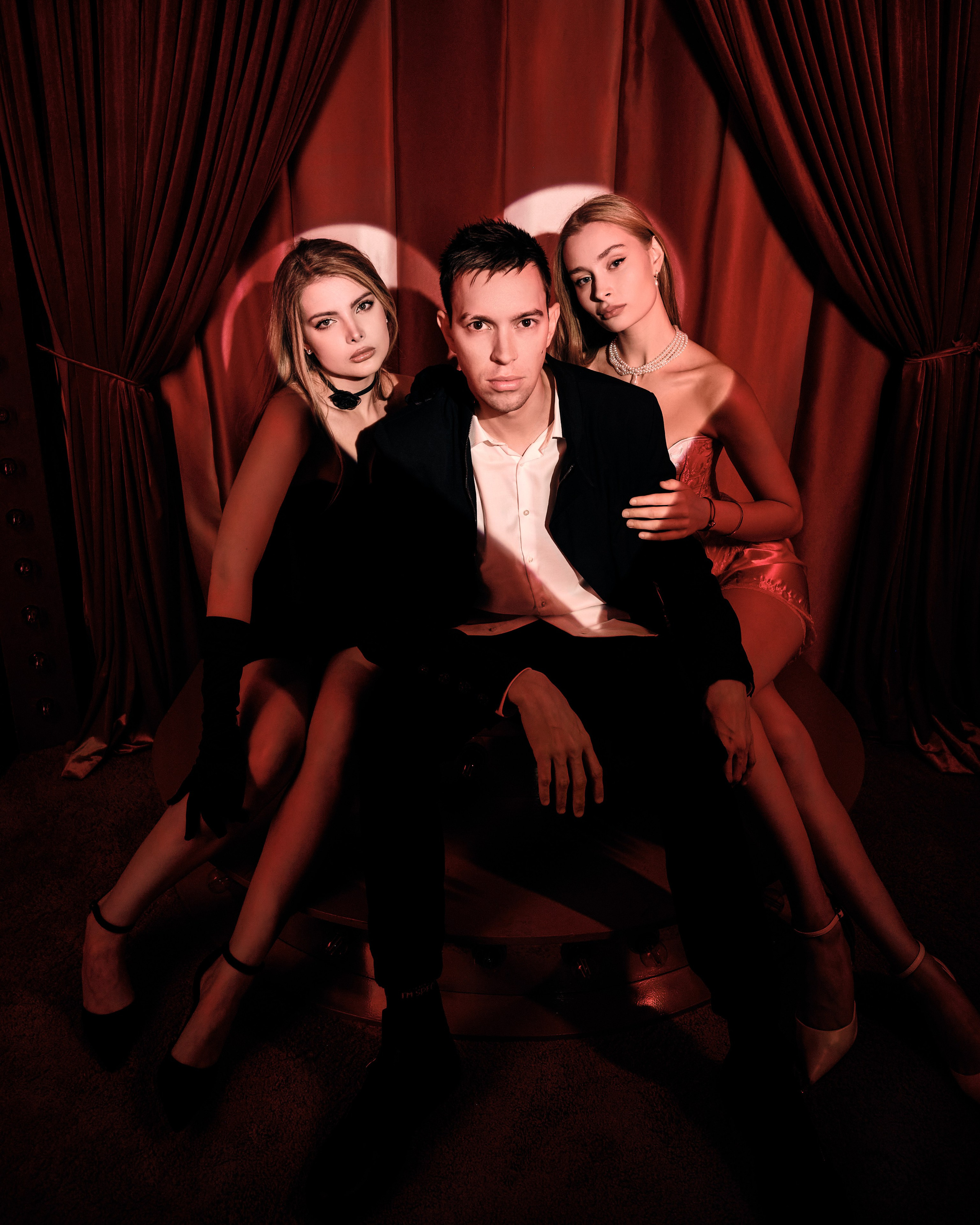 Обложка группы «МСН»