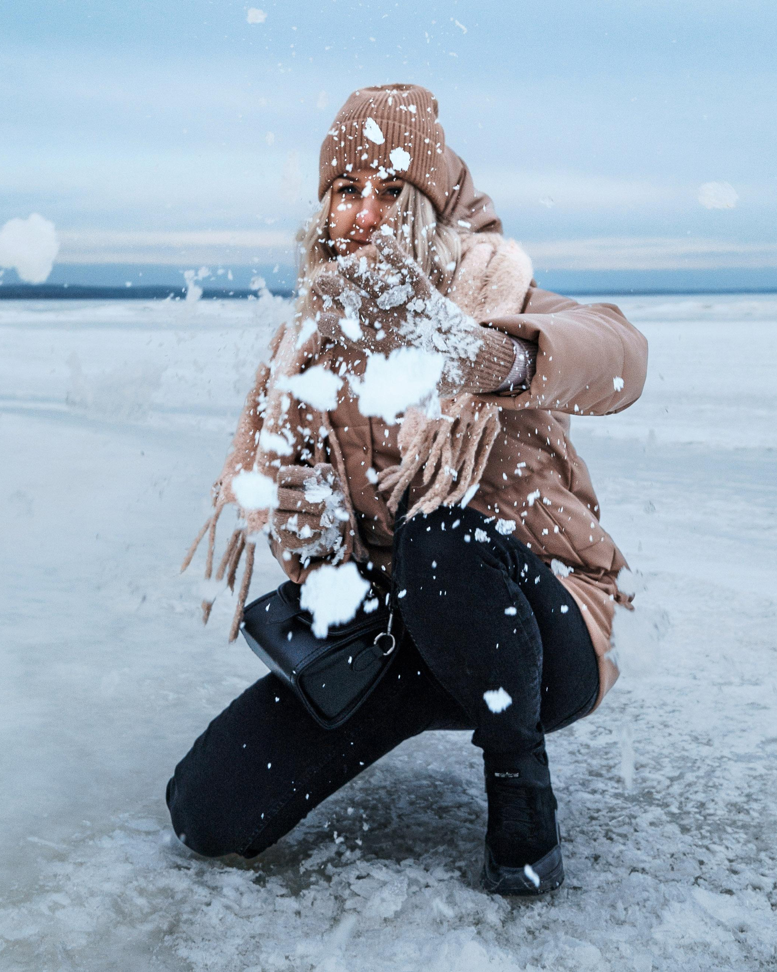 Оля