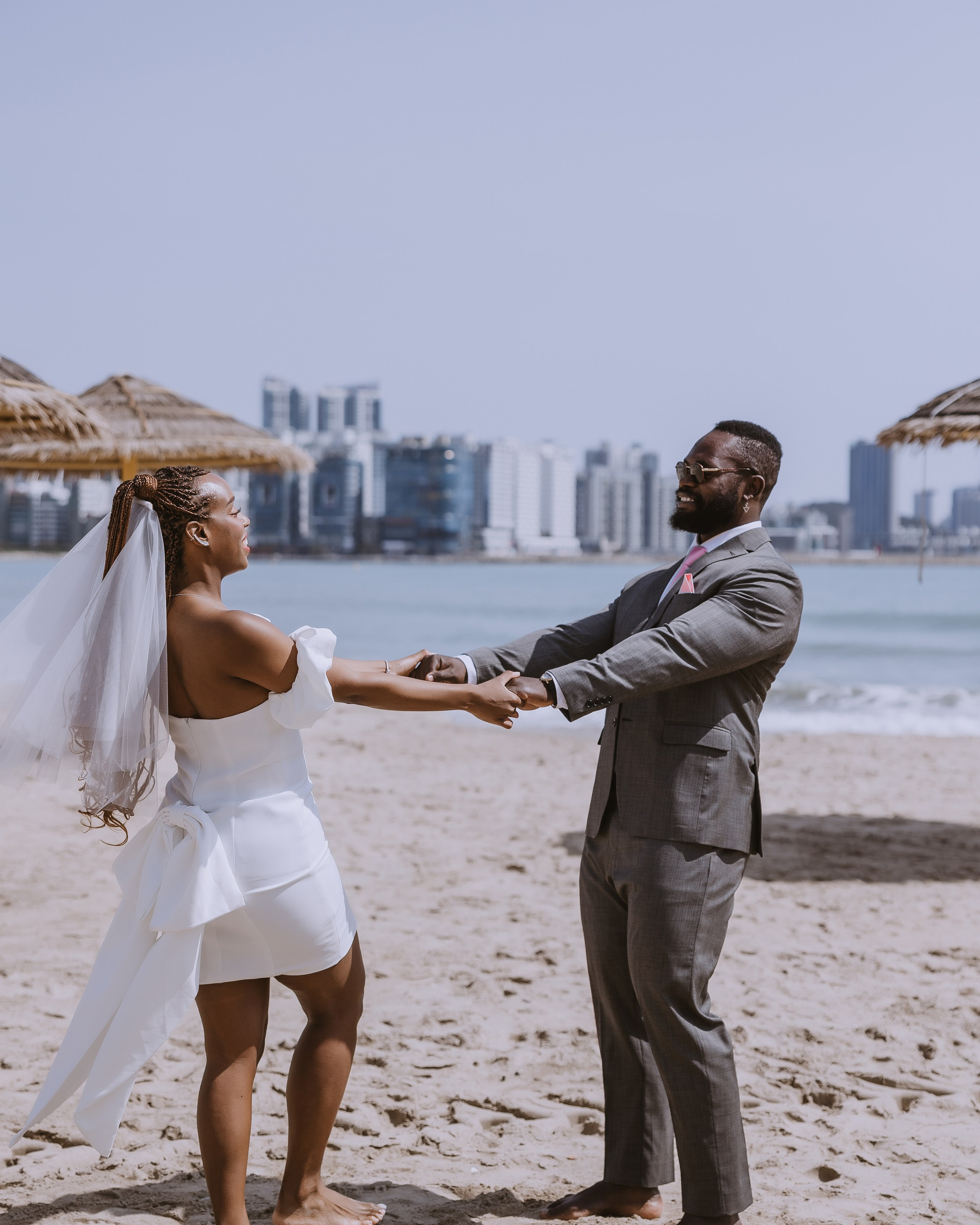 Wedding Photoshoot at&nbsp;Gwangalli Beach in&nbsp;Busan