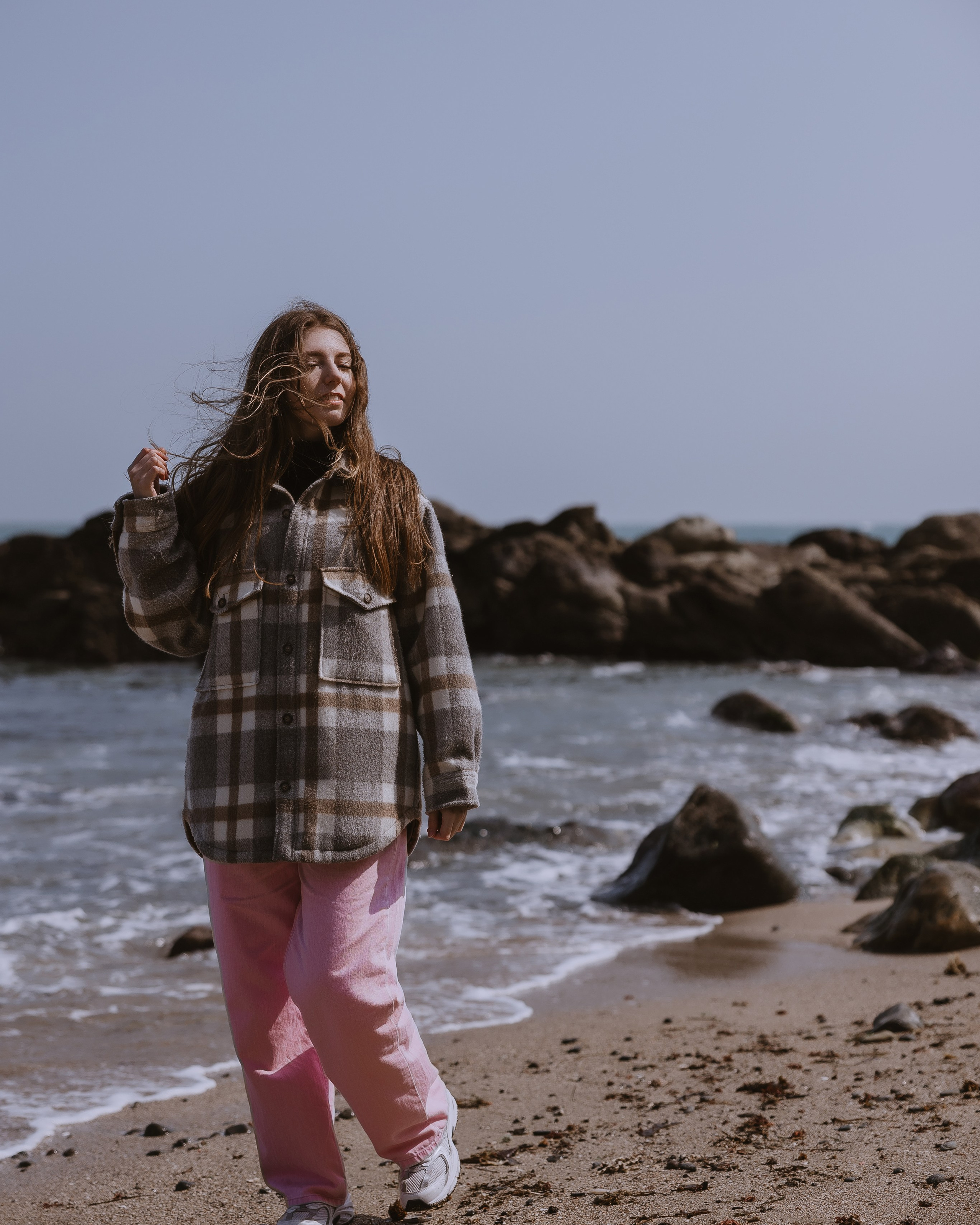 Sunny Solo Photoshoot by&nbsp;the Sea in&nbsp;Busan