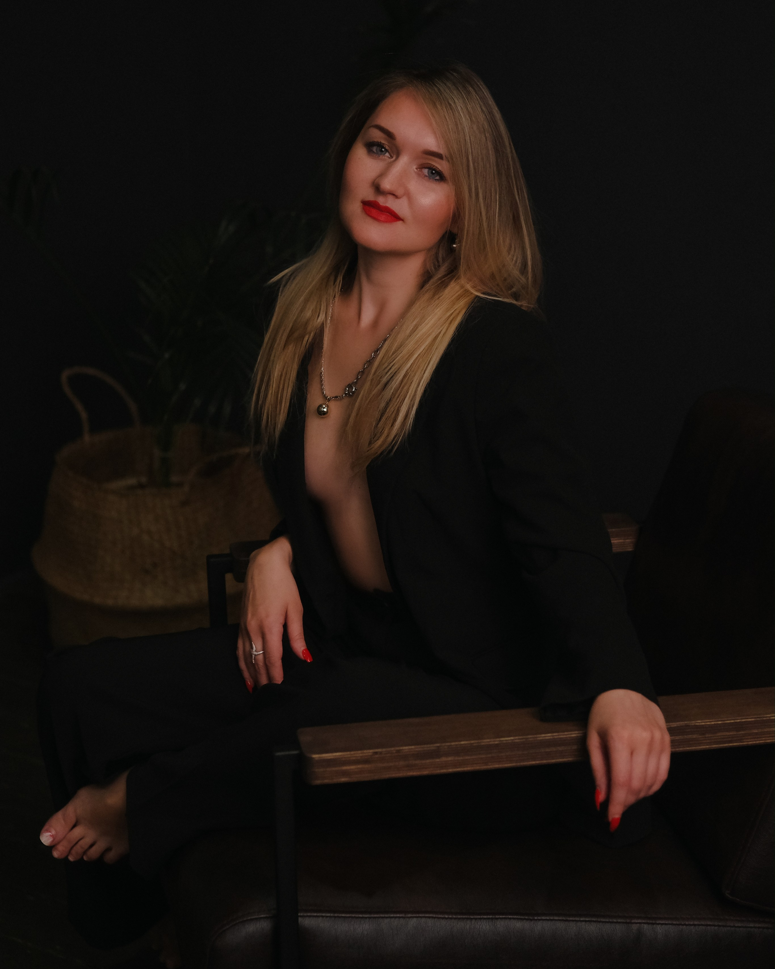 Юля. Студия