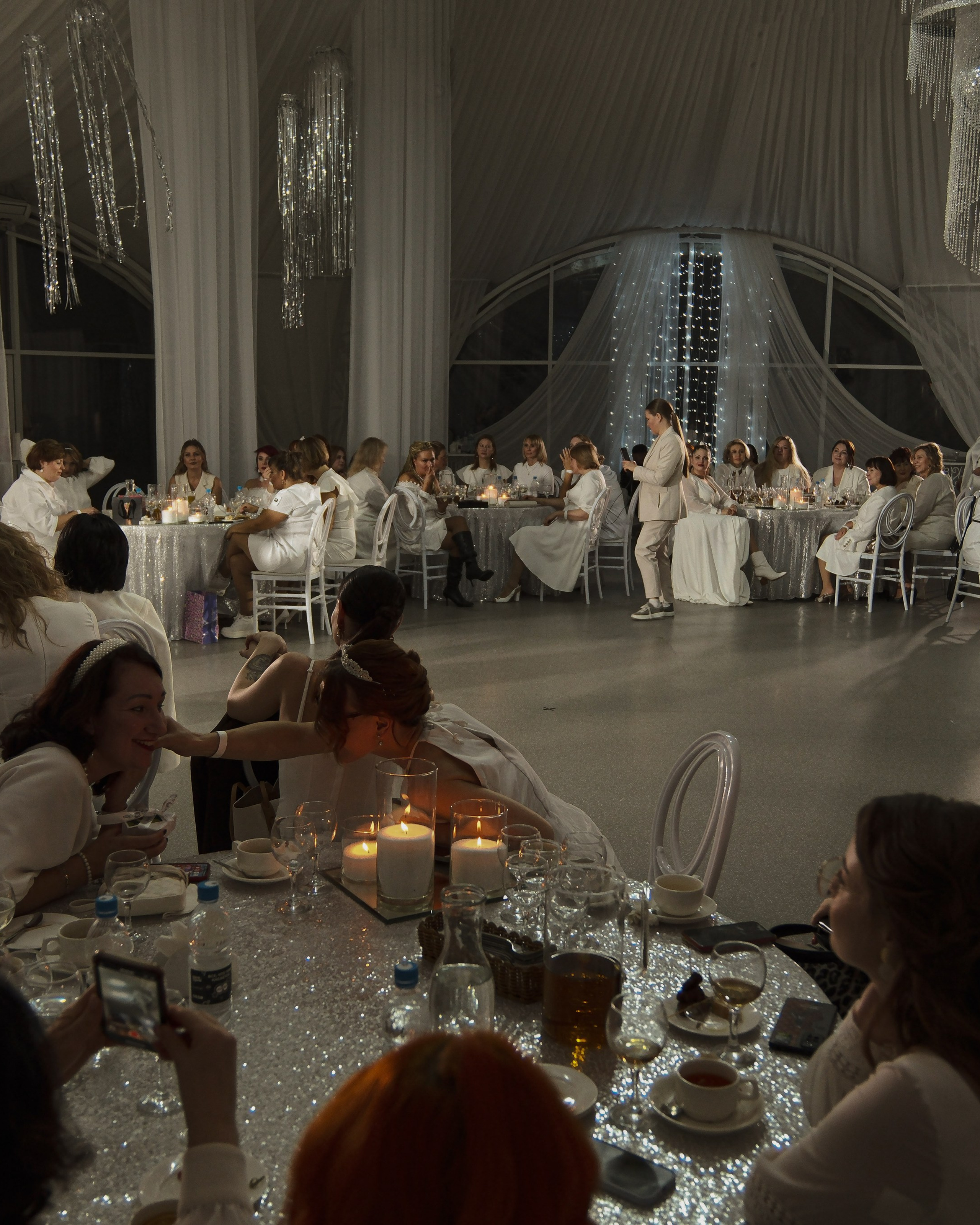 Завтрак в платьях